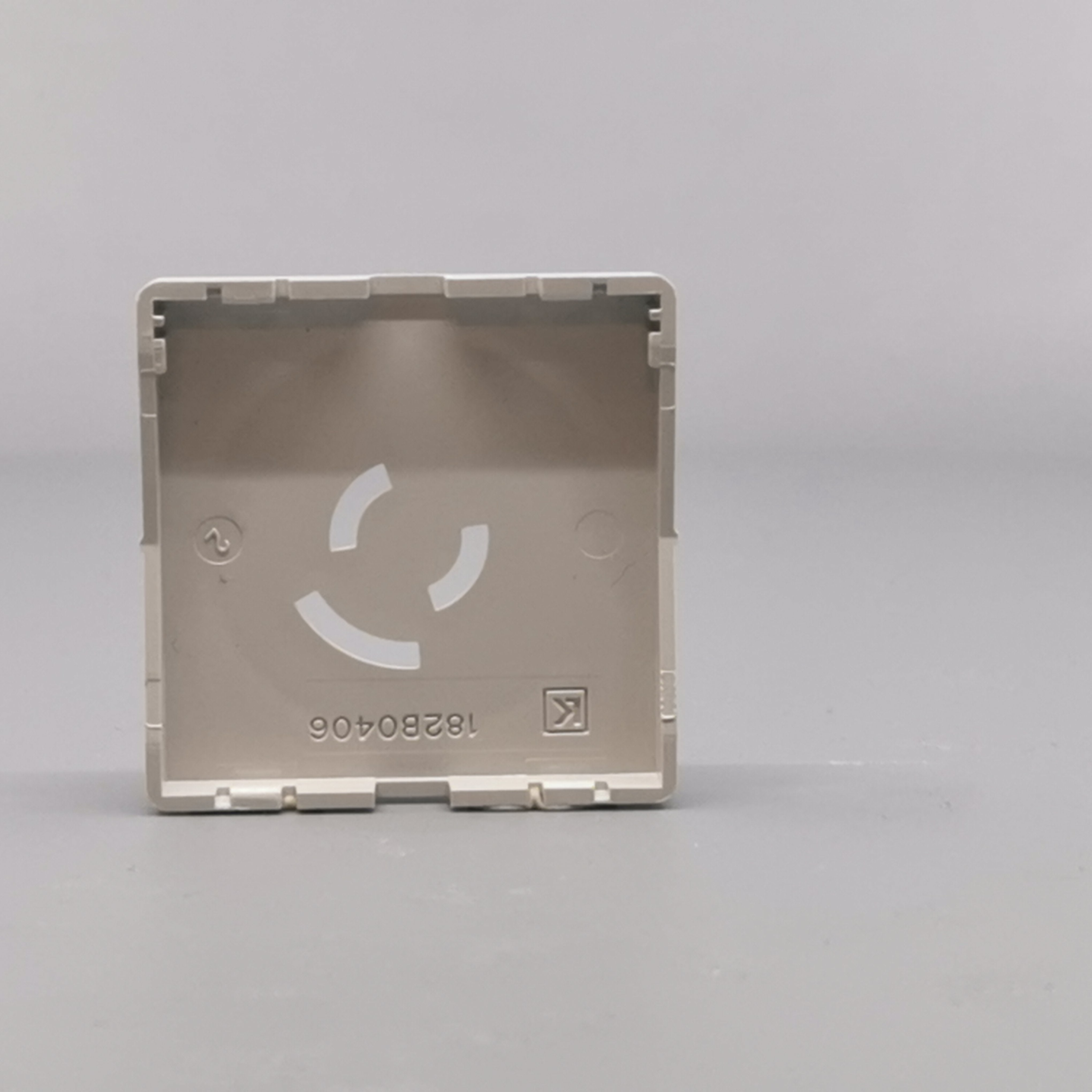 Fuga Afdækning lampestikkontakt 50x50 lysegrå