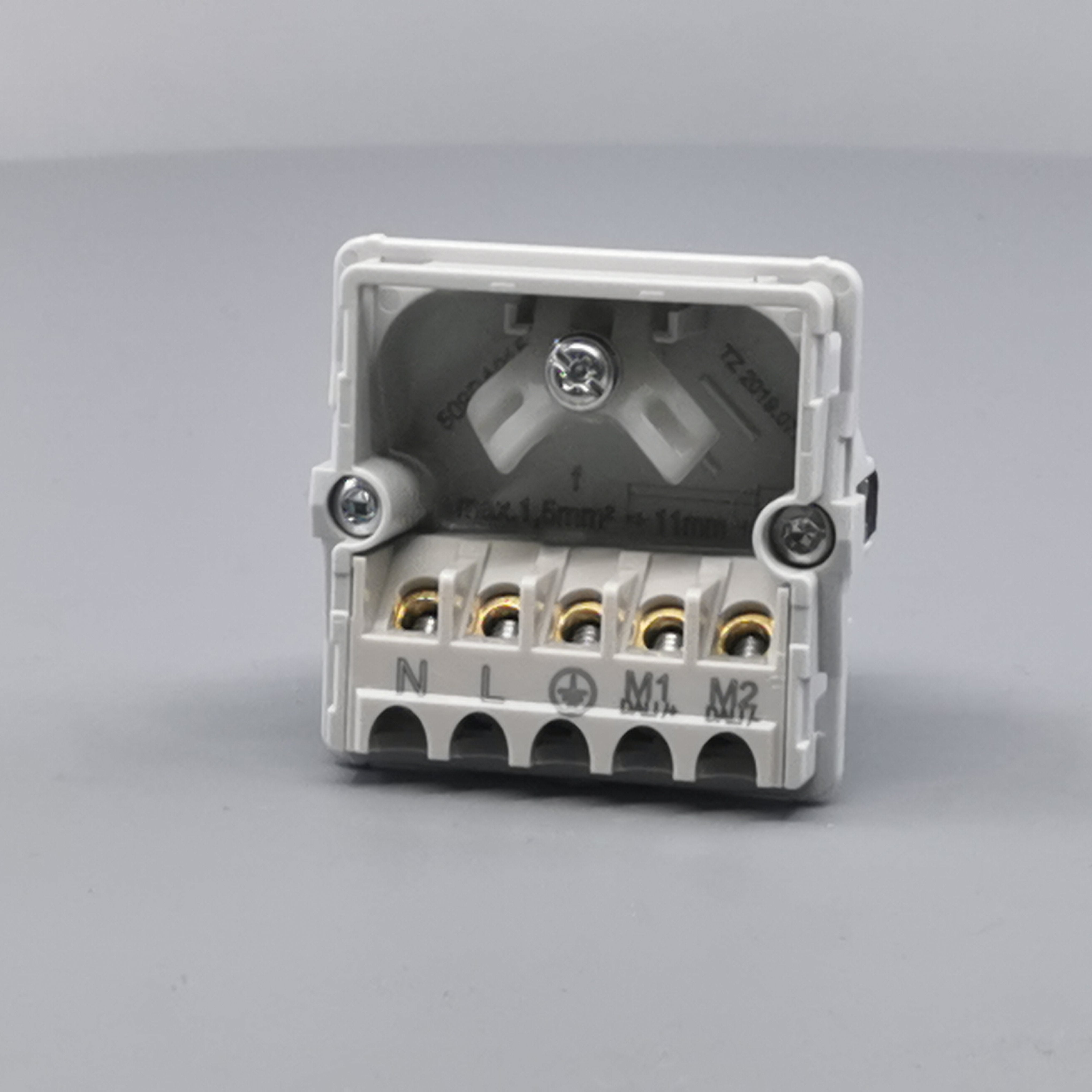 Fuga lampeudtag 5-polet uden afdækning