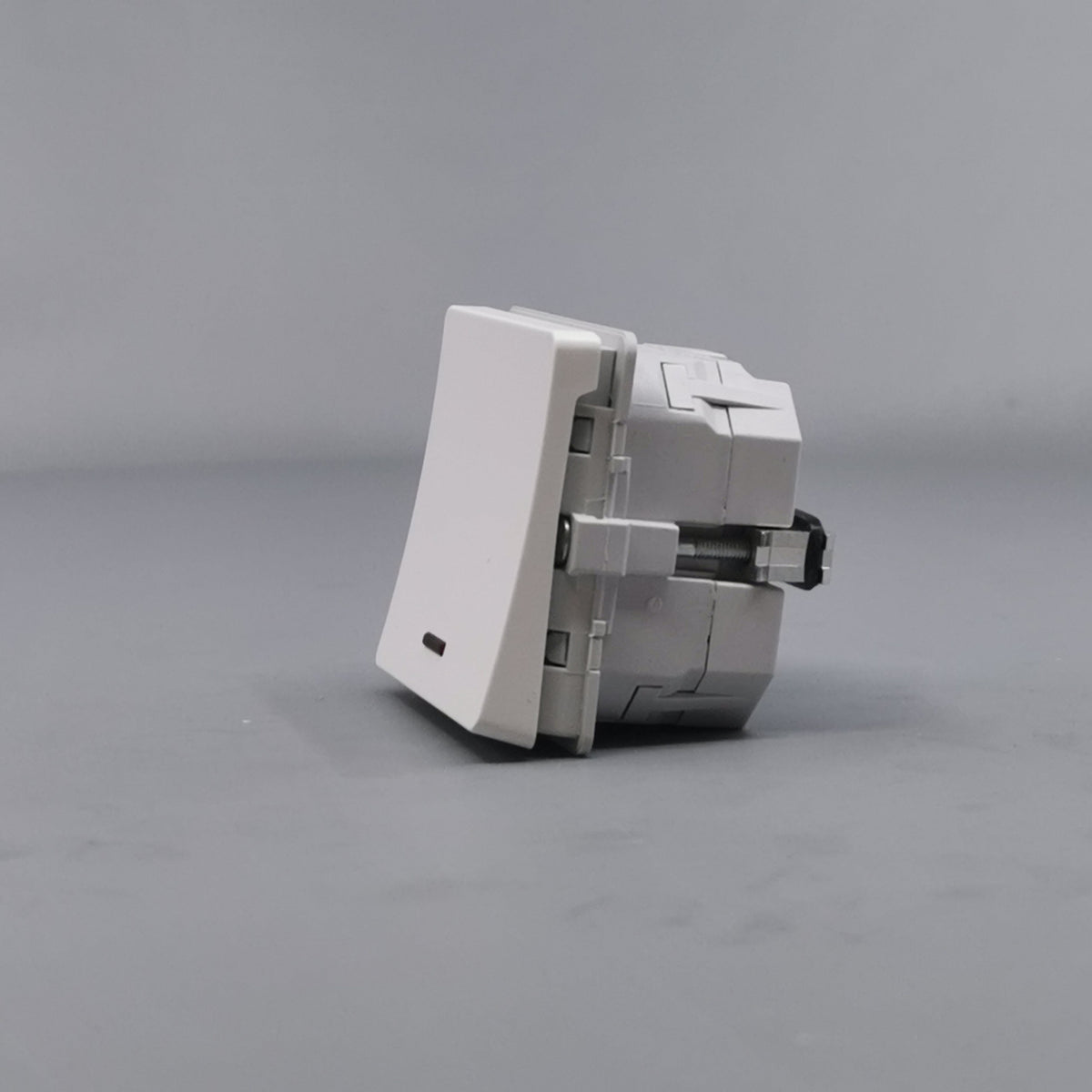 LK Fuga timer 1m 8A - hvid (360° frame 6)