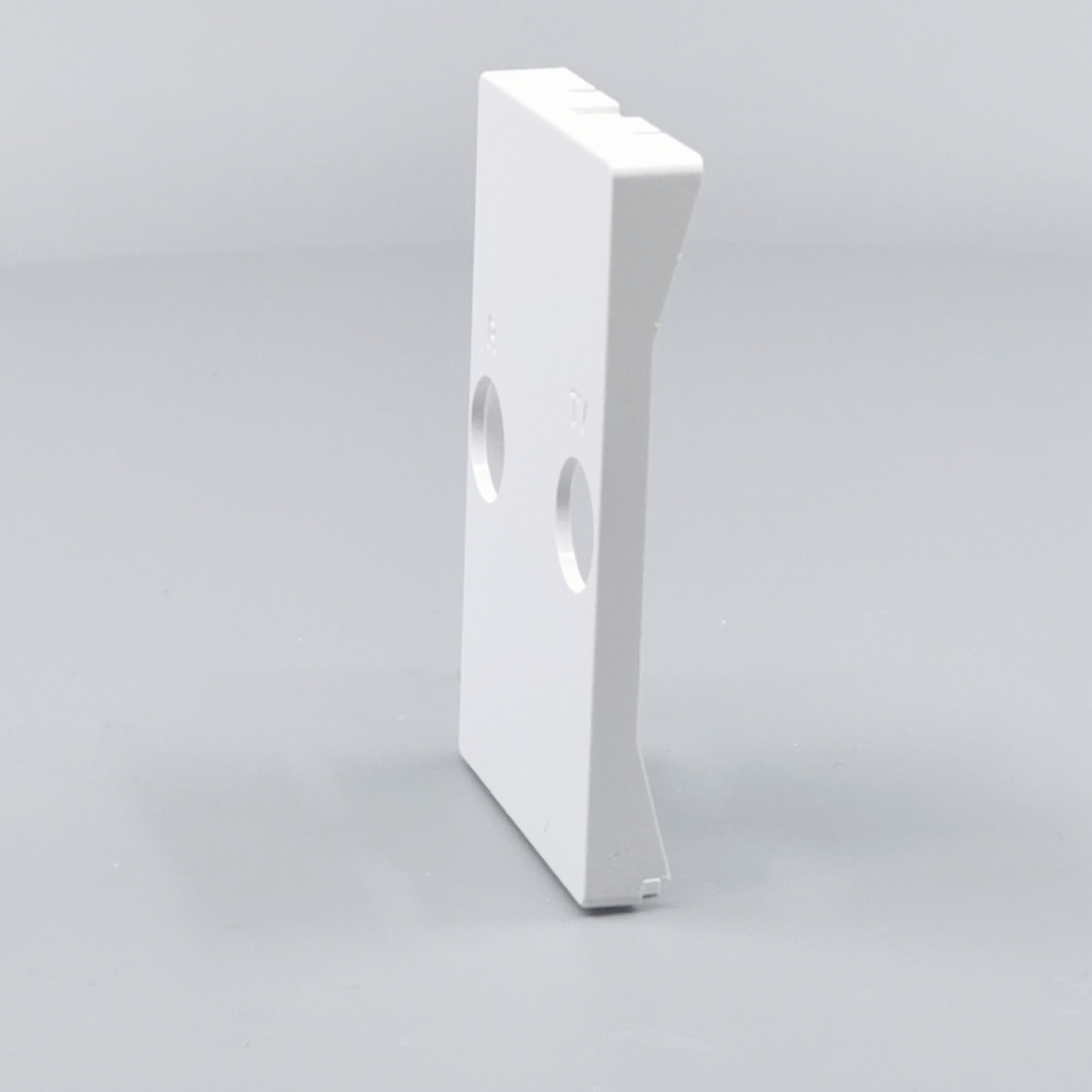 Afdækning TV / R T2 hvid