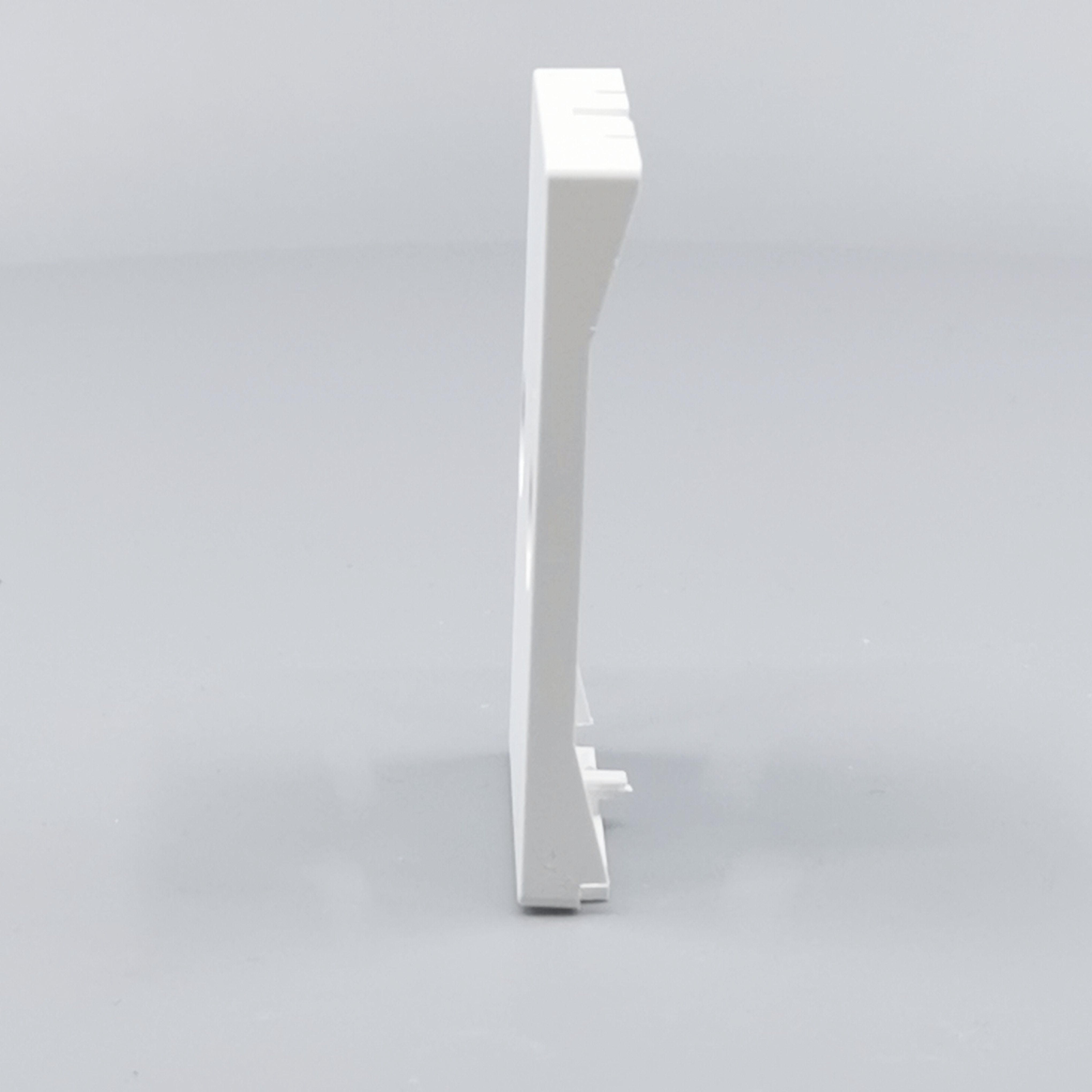 Afdækning TV / R T2 hvid