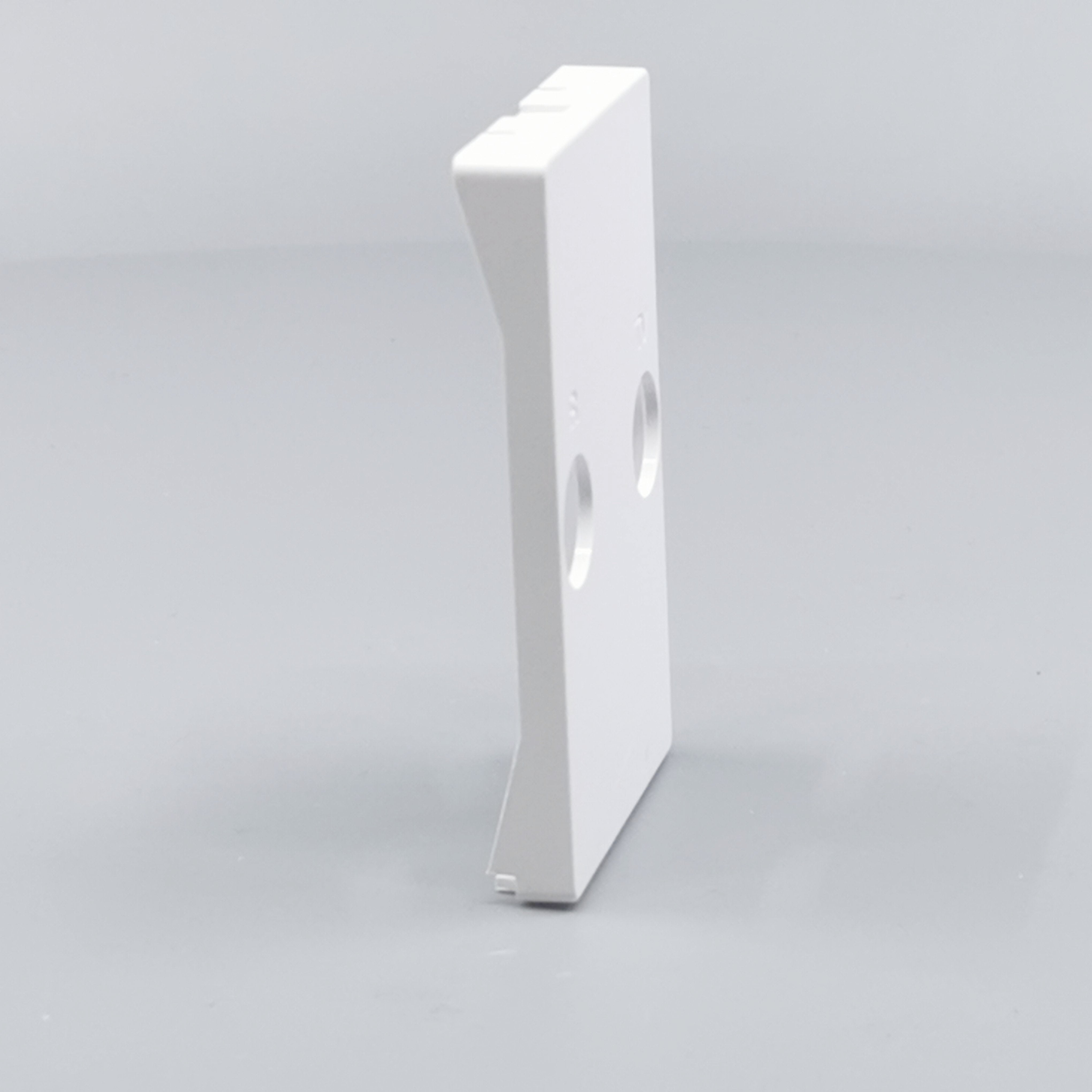 Afdækning TV / R T2 hvid