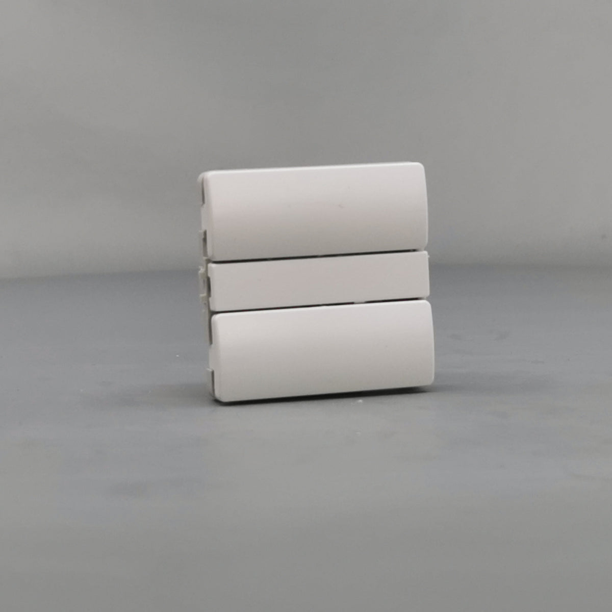 Fuga Svagstrømstryk 4 slutte hvid (360° frame 24)