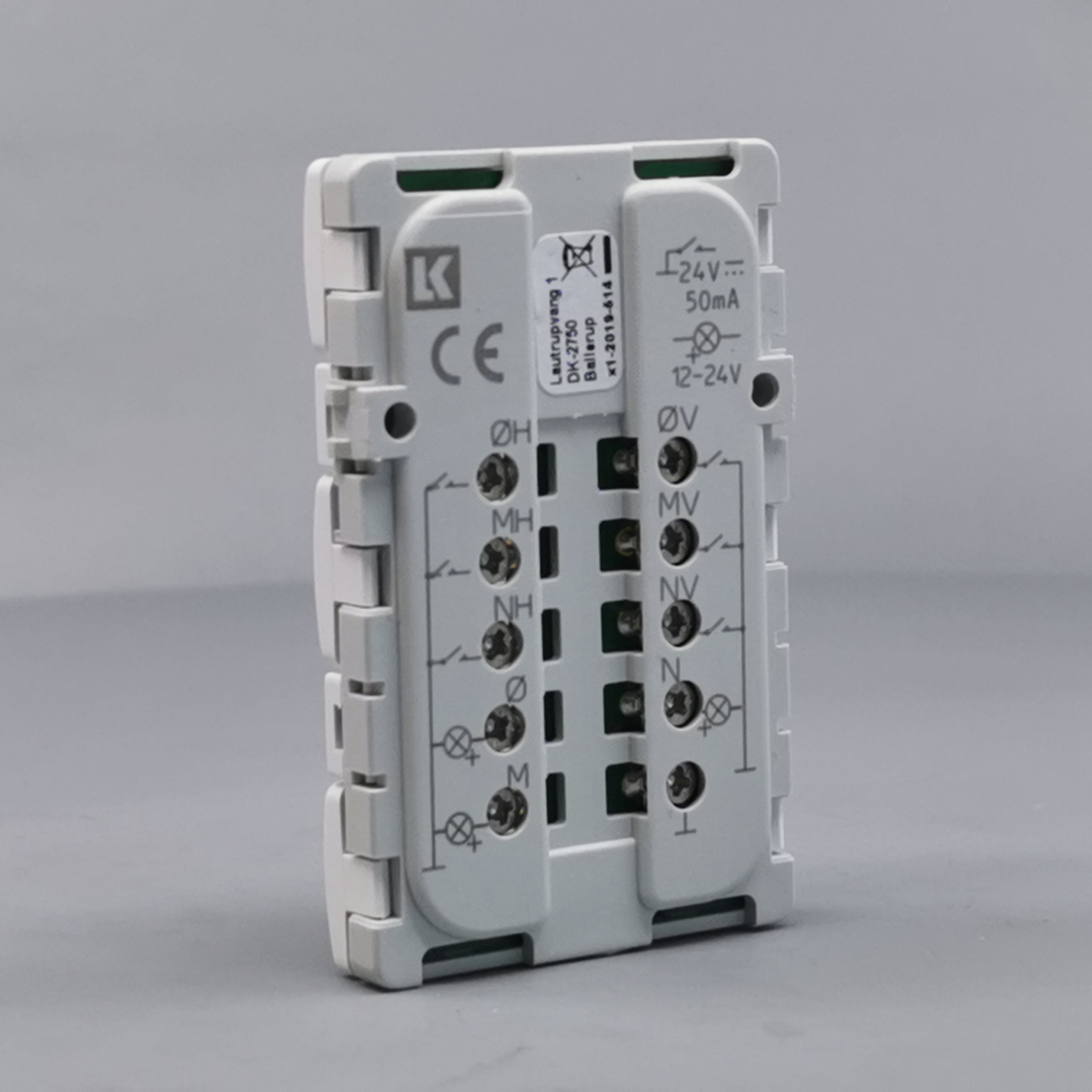 Fuga Svagstrømstryk 6 slutte og 3 lysdiode hvid