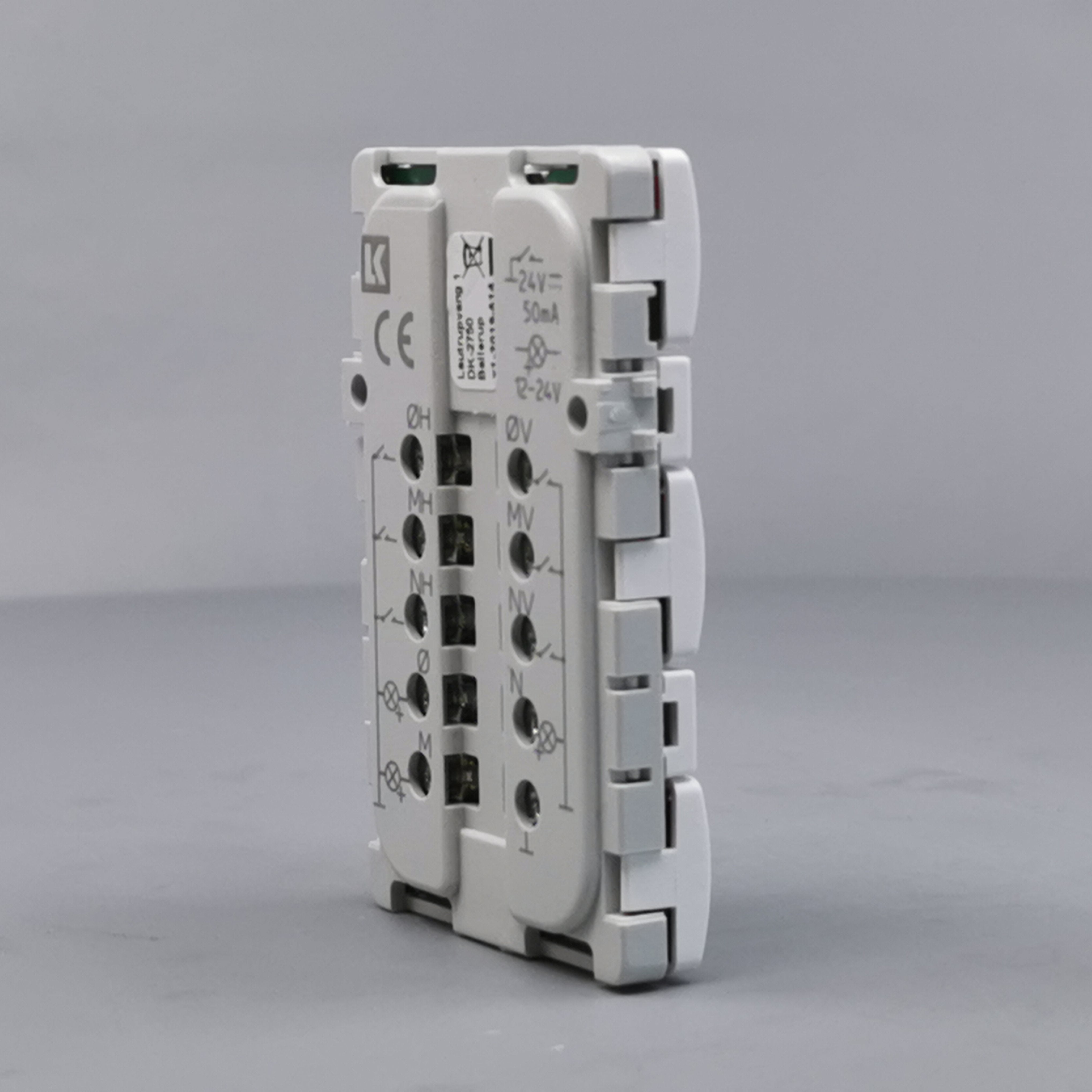 Fuga Svagstrømstryk 6 slutte og 3 lysdiode hvid