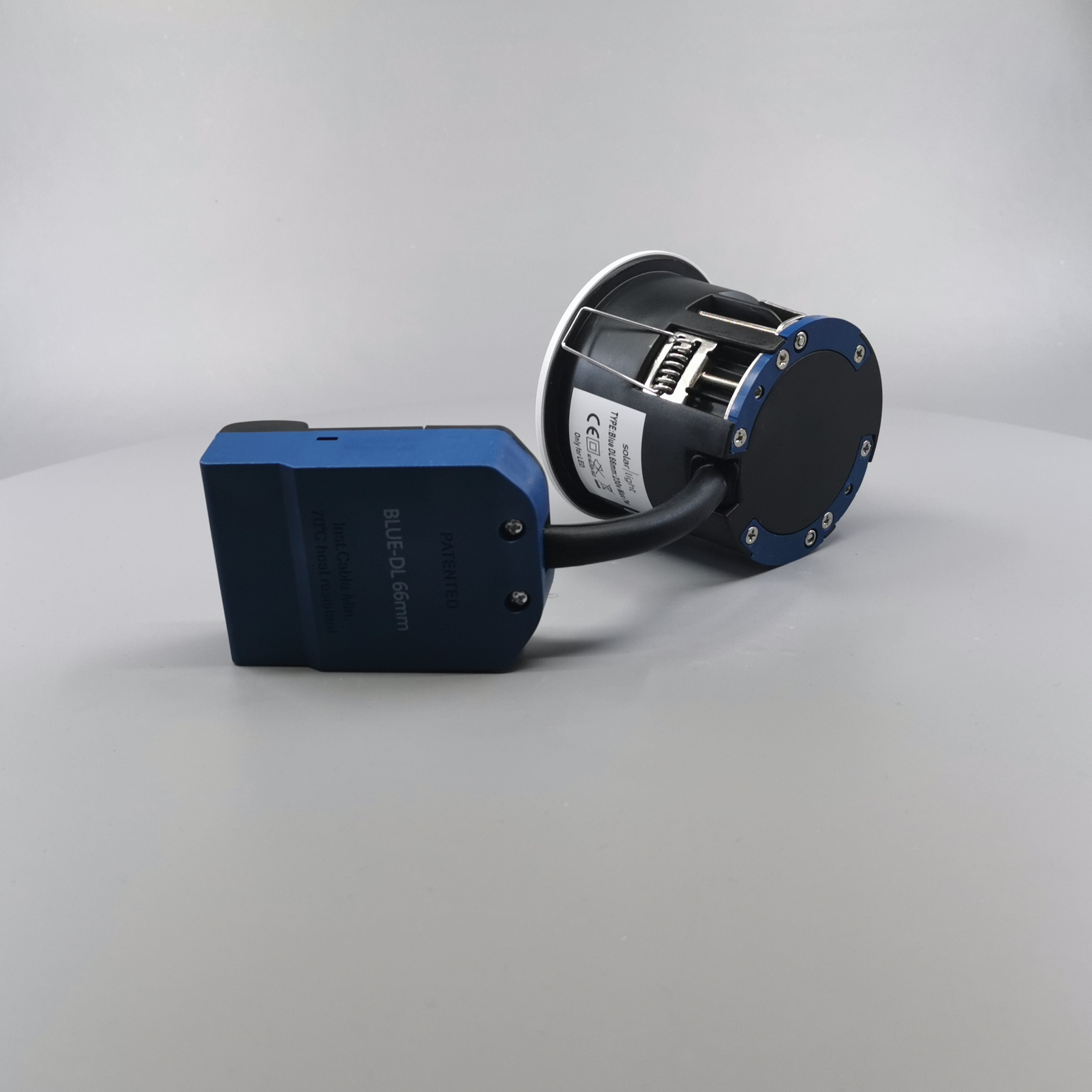 LED spot til udendørs m. 5W pære - Mat hvid