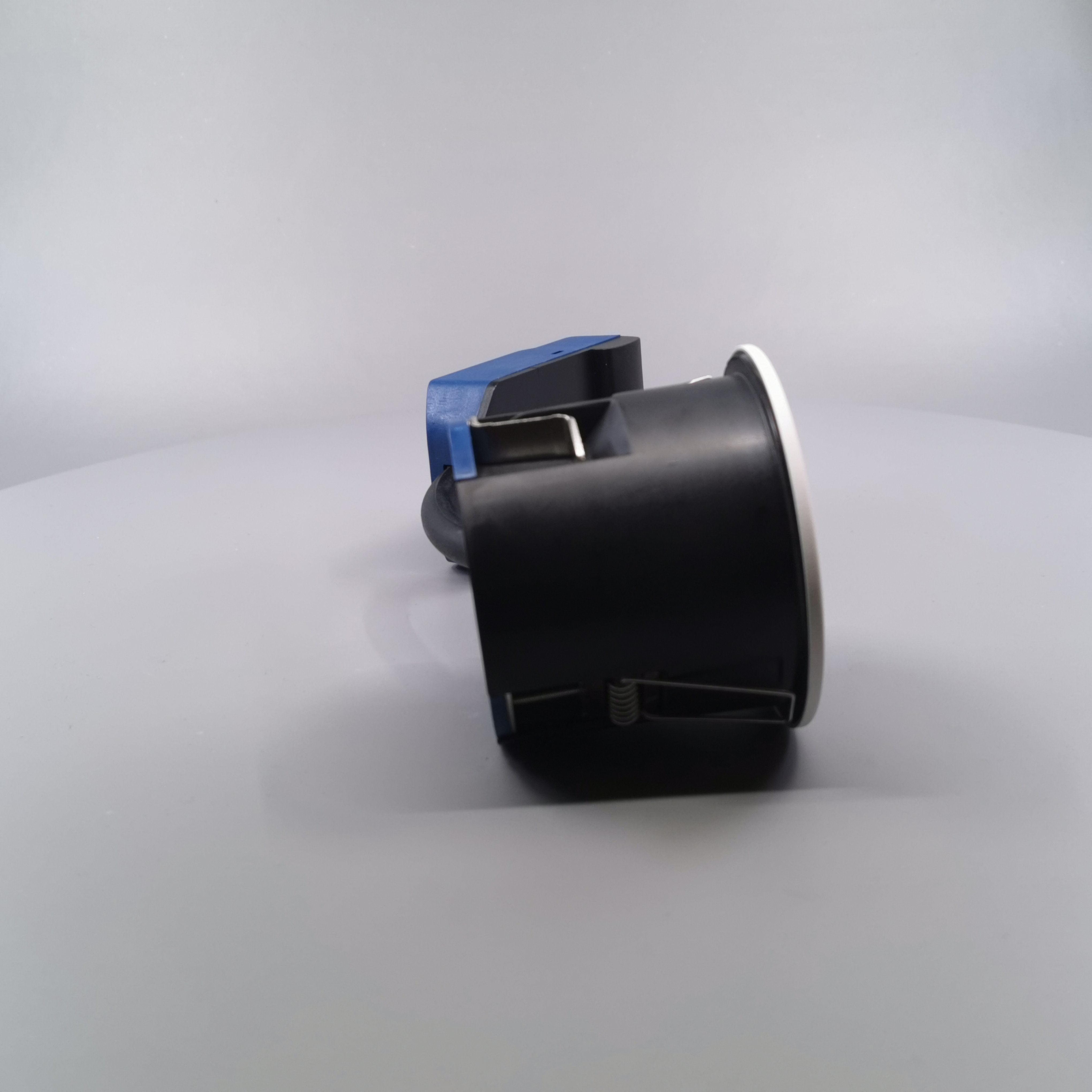 LED spot til udendørs m. 5W pære - Mat hvid