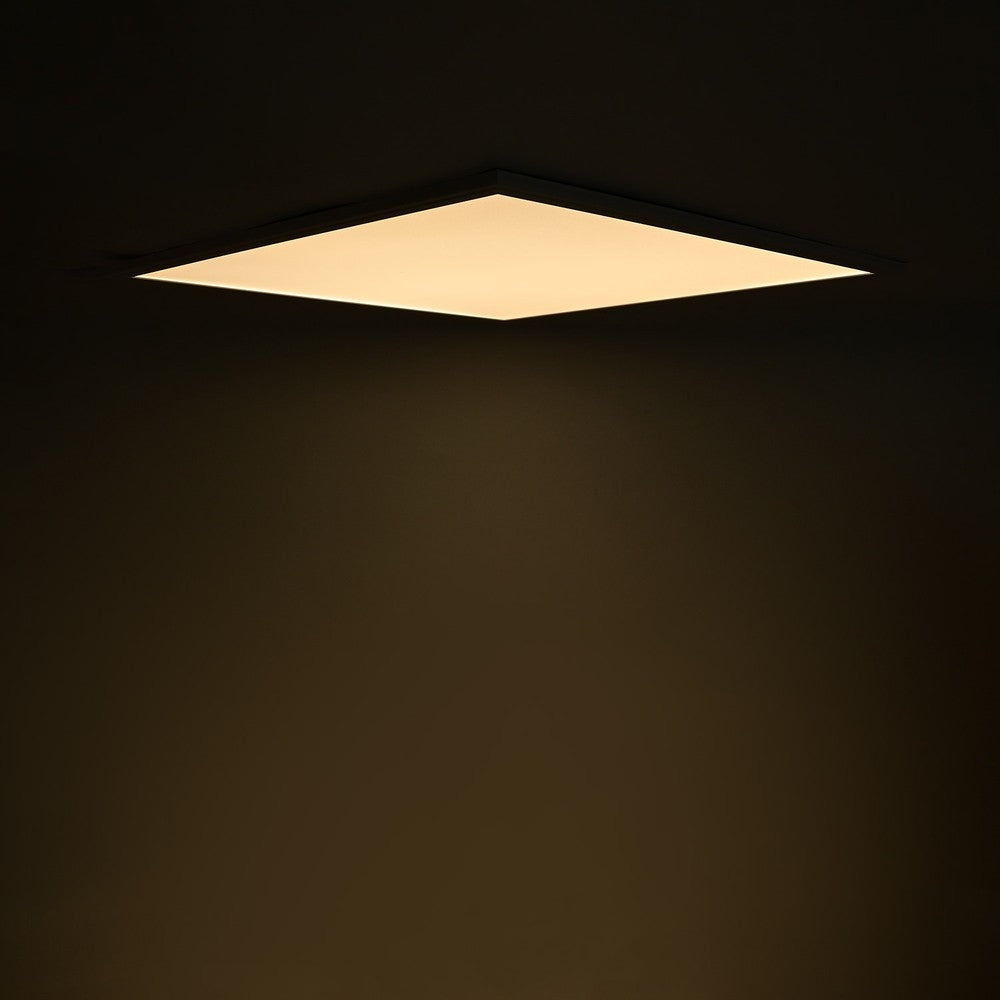 LED panel 60x60 RA90, DALI dæmpbar - 30W, UGR19, hvid kant, 5 års garanti