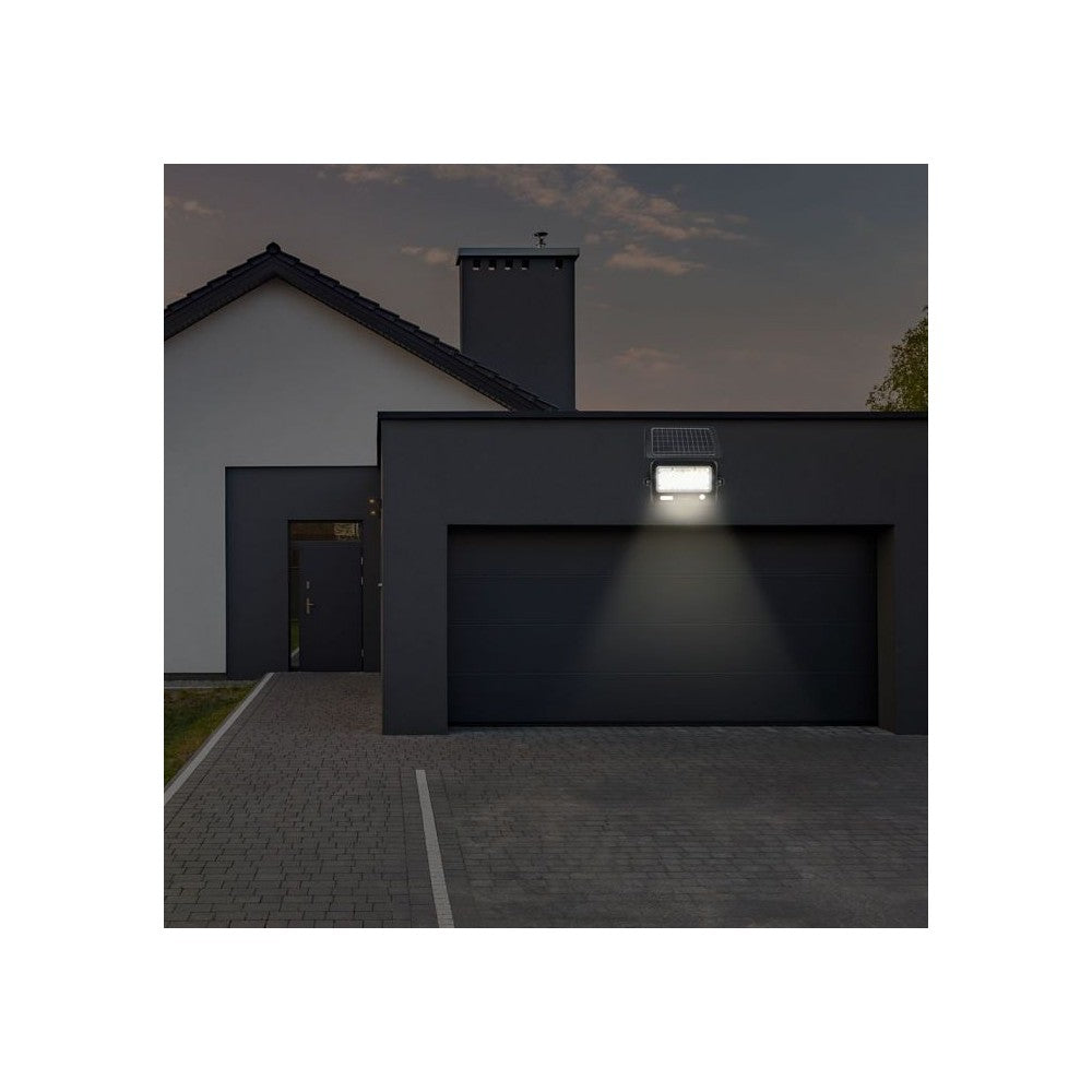 V-Tac 10W LED Solcelle Projektør - Sort inkl. sensor og IP65: Effekt 10W, 1100lm, RA80, velegnet til udendørs brug