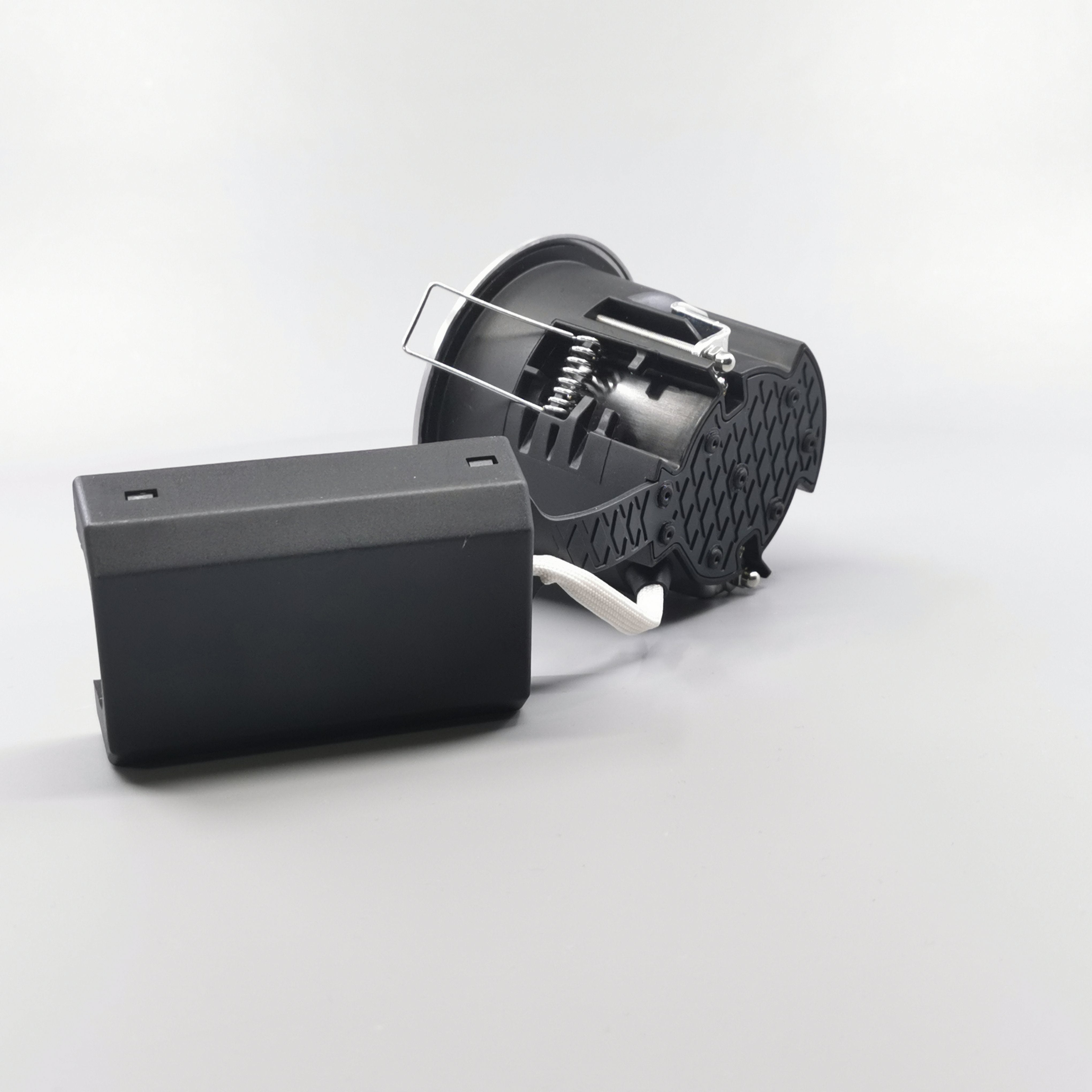 Pro Uni Install m. GU10 fatning - Rund, børstet