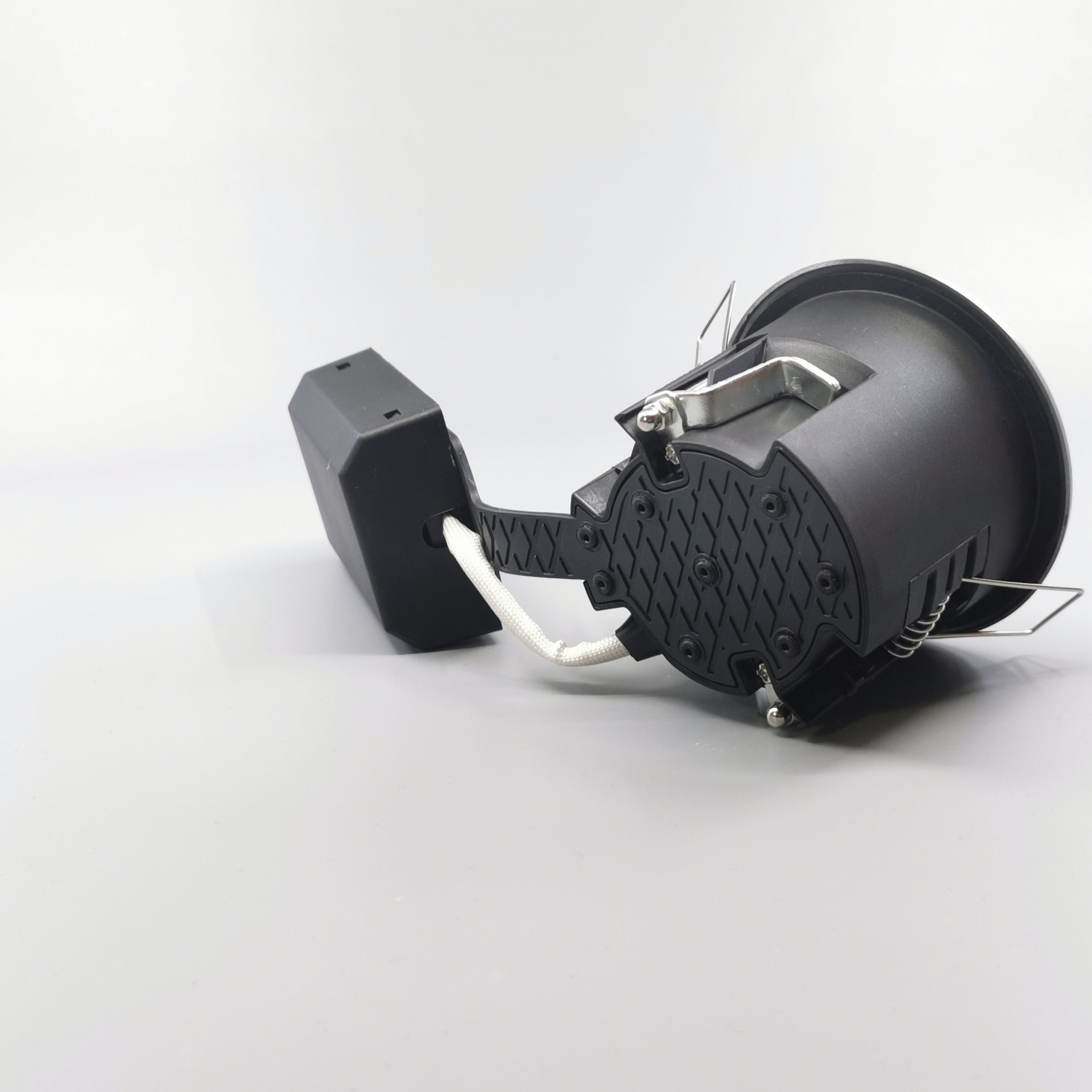 Pro Uni Install m. GU10 fatning - Rund, børstet