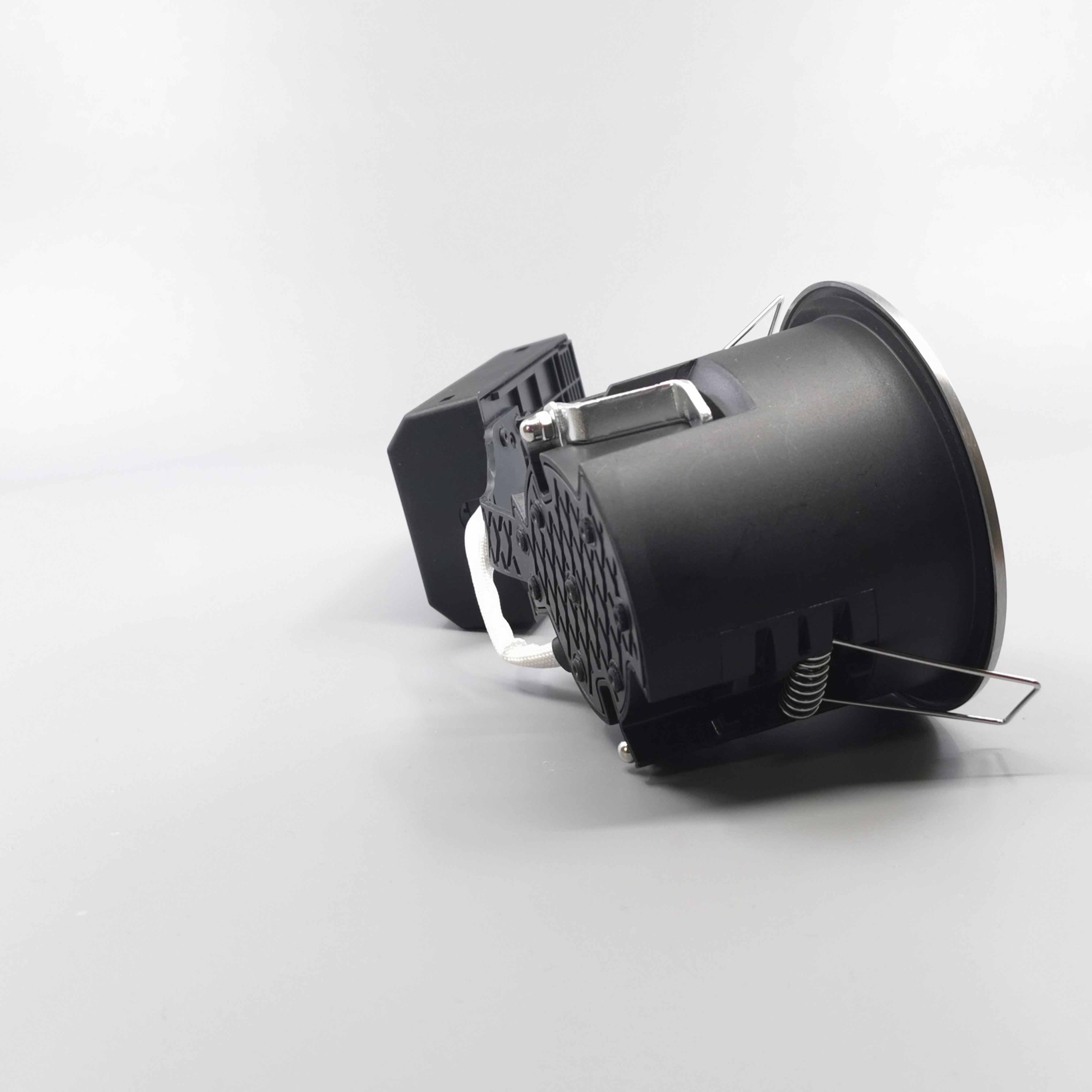 Pro Uni Install m. GU10 fatning - Rund, børstet