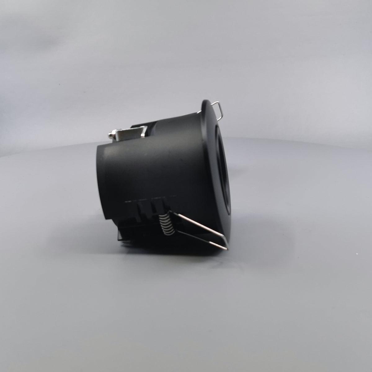 Pro Uni Install m. 6W 3-trins dæmpbar pære 3000K - mat sort (360° frame 20)