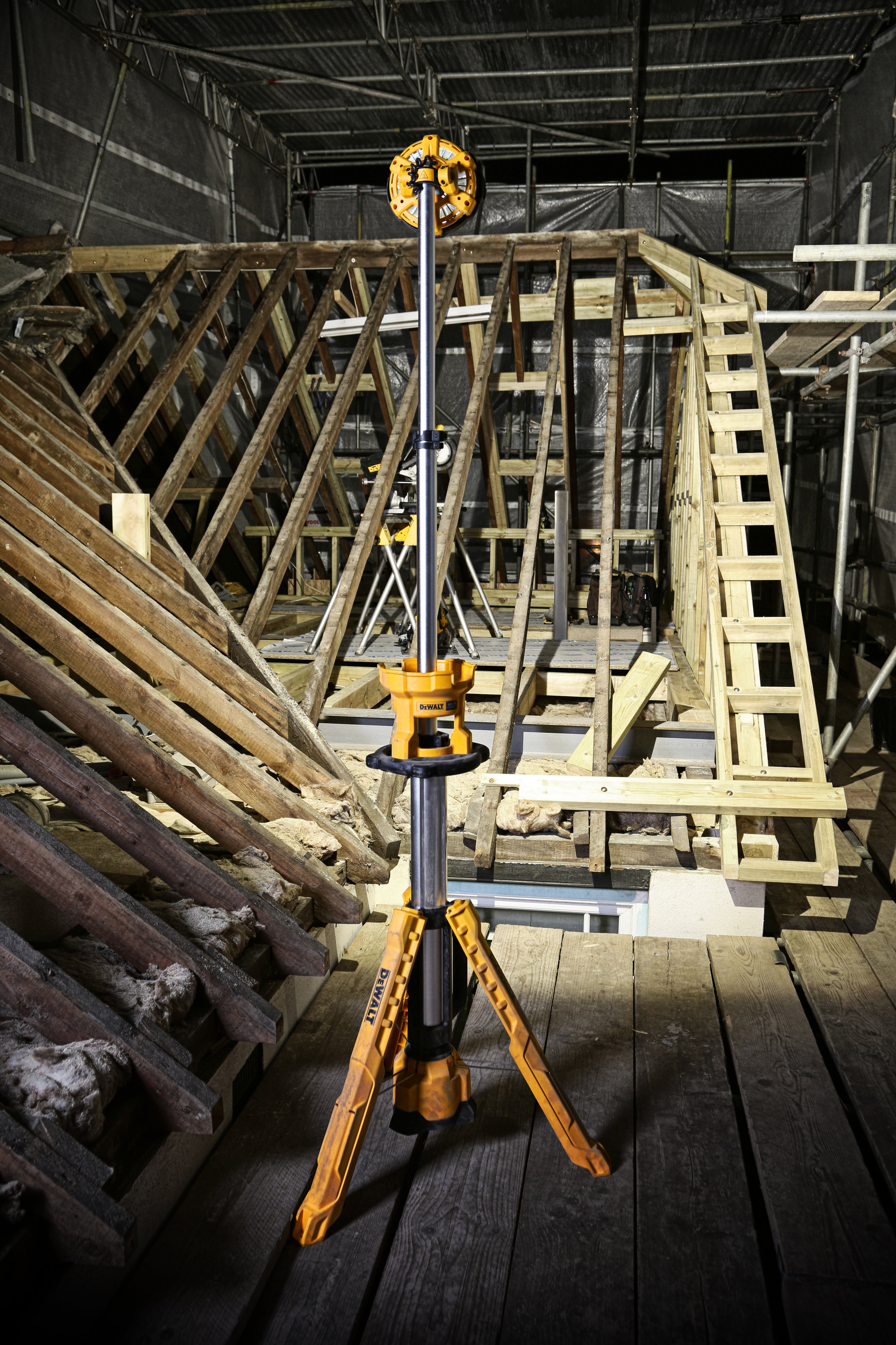 DEWALT 18V XR LED-arbejdslampe DCL079-XJ