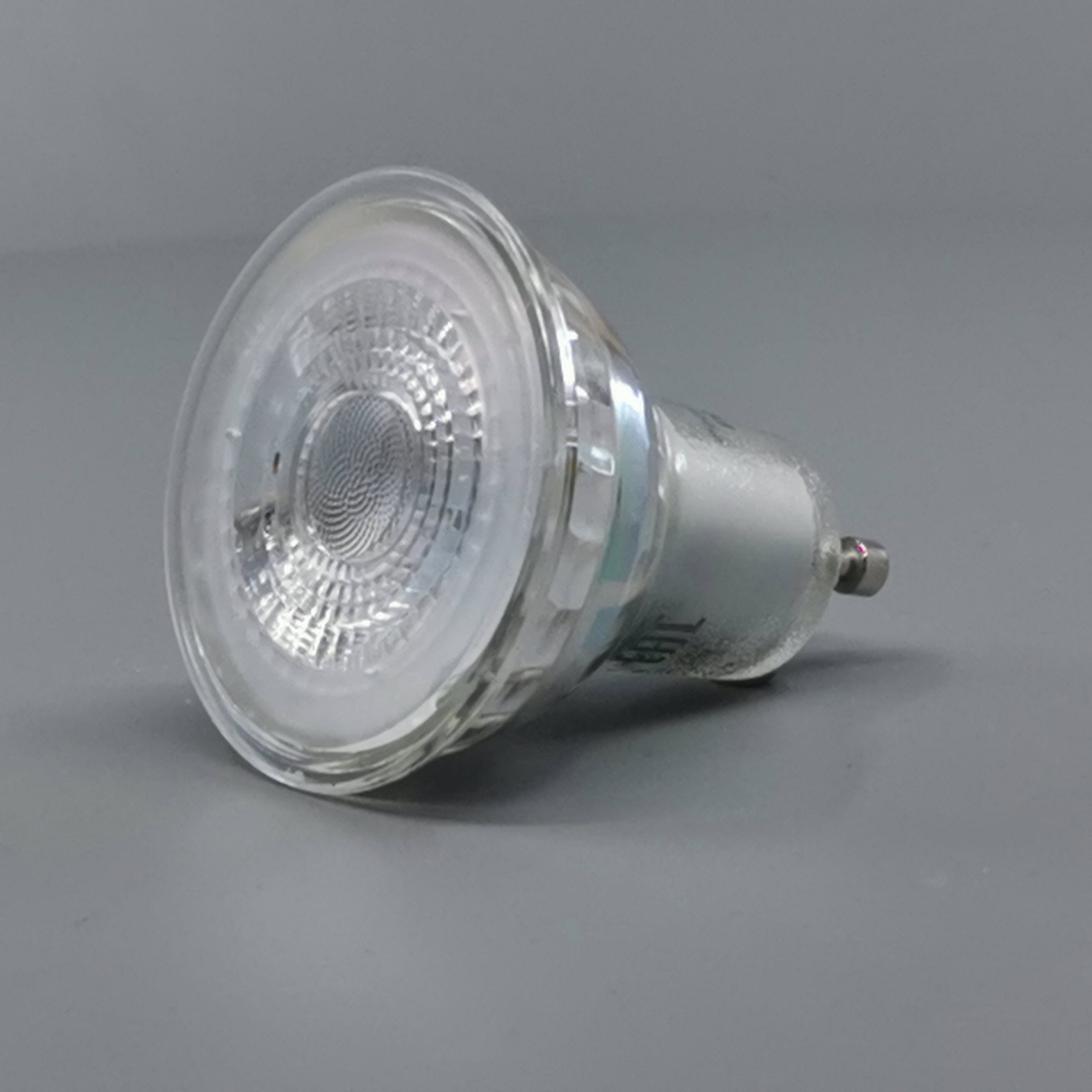 Philips CorePro LED pære 3,5W 2700K 230Lm GU10 36º