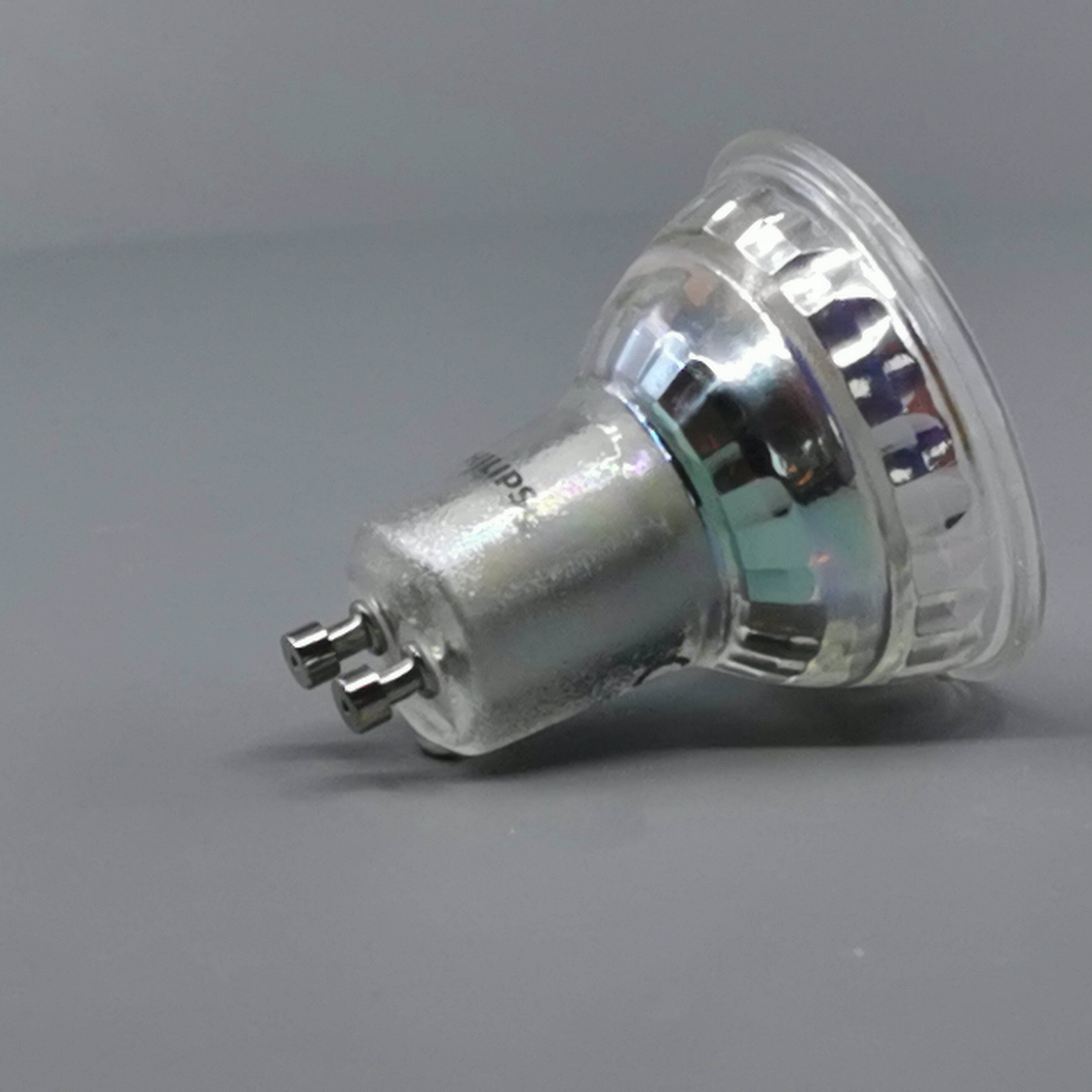 Philips CorePro LED pære 3,5W 2700K 230Lm GU10 36º