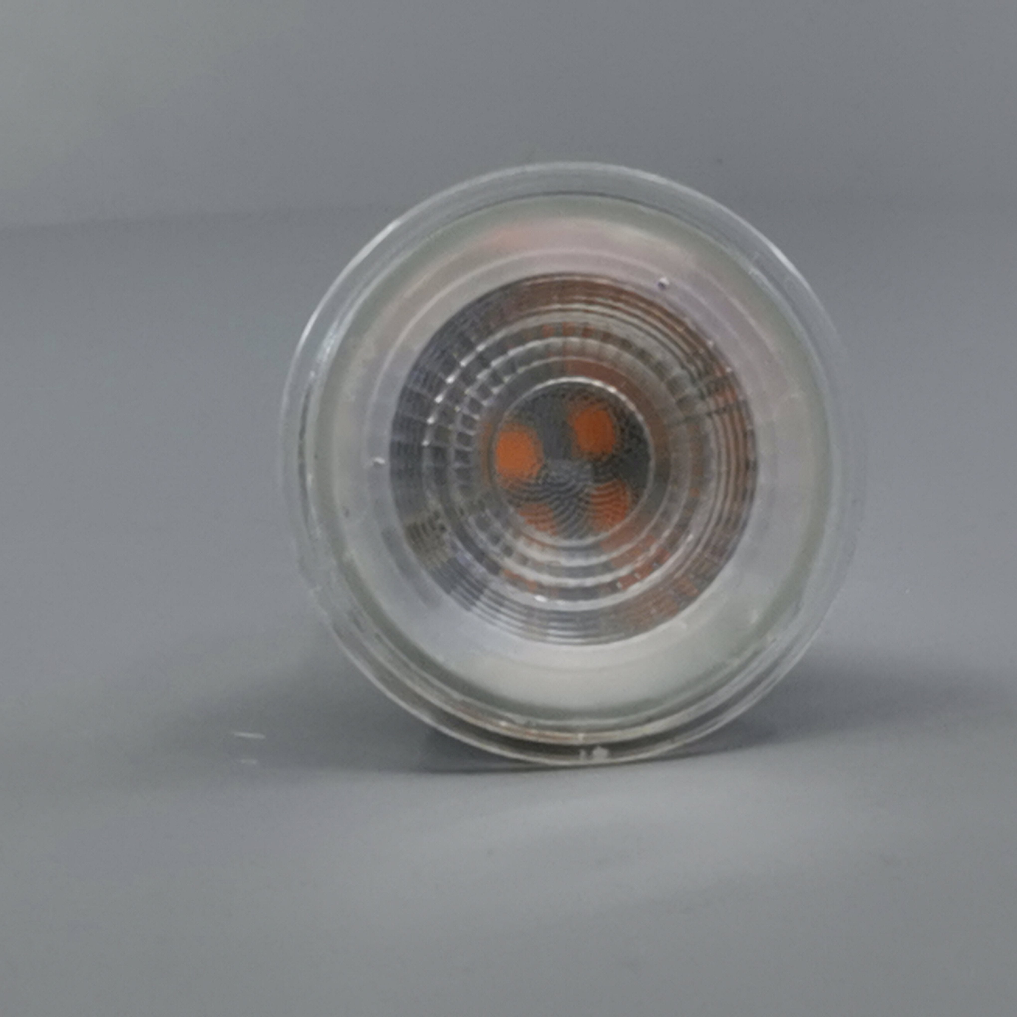 Philips CorePro LED pære 3,5W 2700K 230Lm GU10 36º