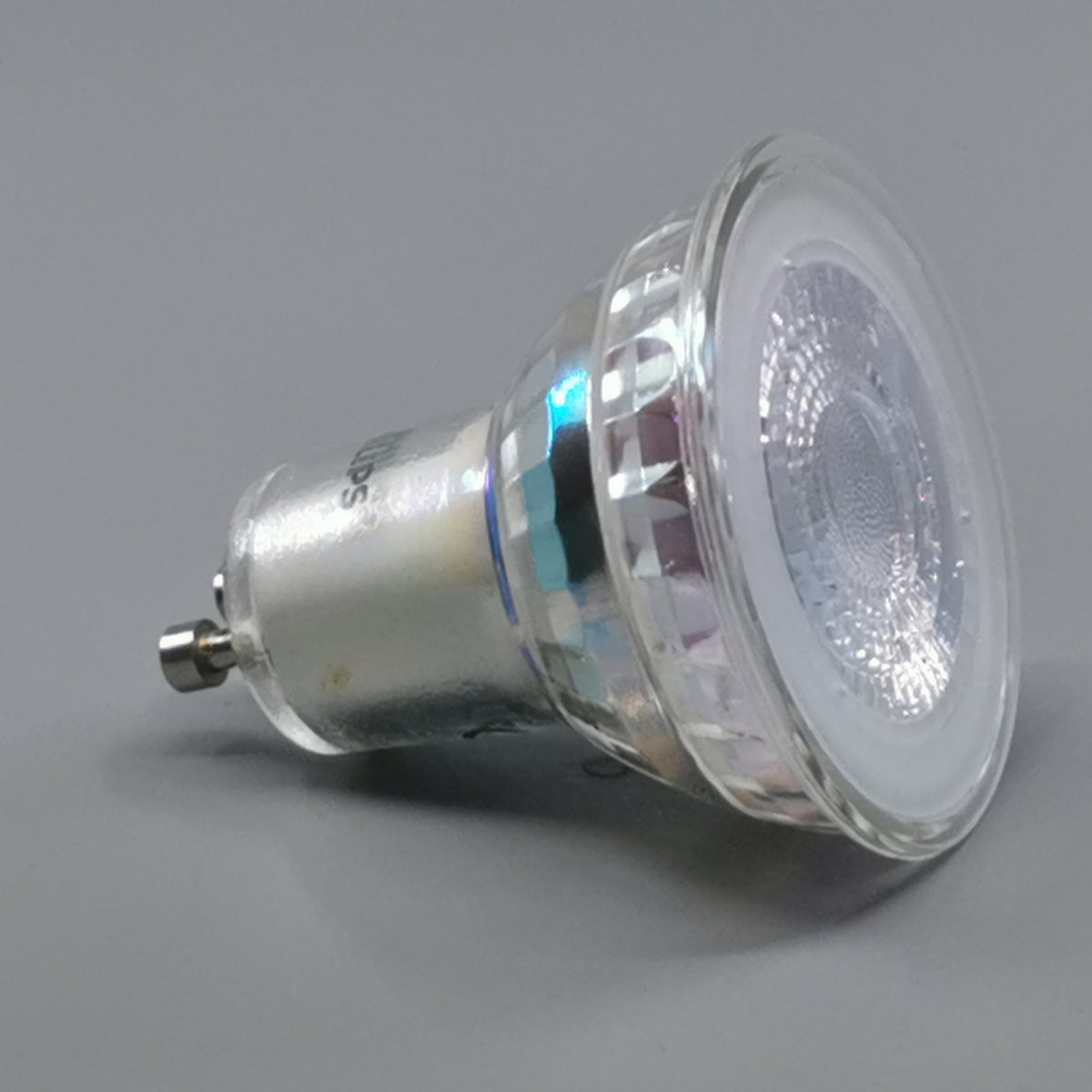 Philips Classic LED 4,6W 2700K 345Lm GU10 36° (A+) (360° frame 17)
