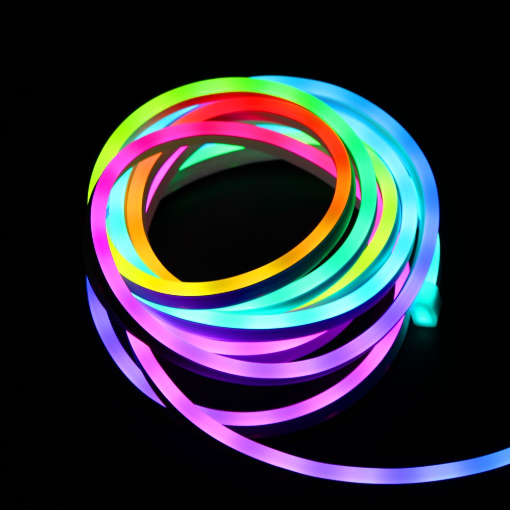 5m RGBIC Neon Flex komplet sæt - 8x16 neonflex, Bluetooth app, fjernbetjening, USB - 3W - 5V input