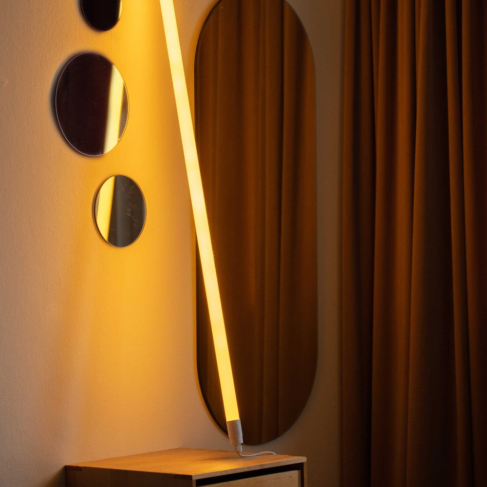 LEDlife Neon Tube LED 120 cm, Gul inkl. ledning - Designer rør, 18W, 230V, IP67