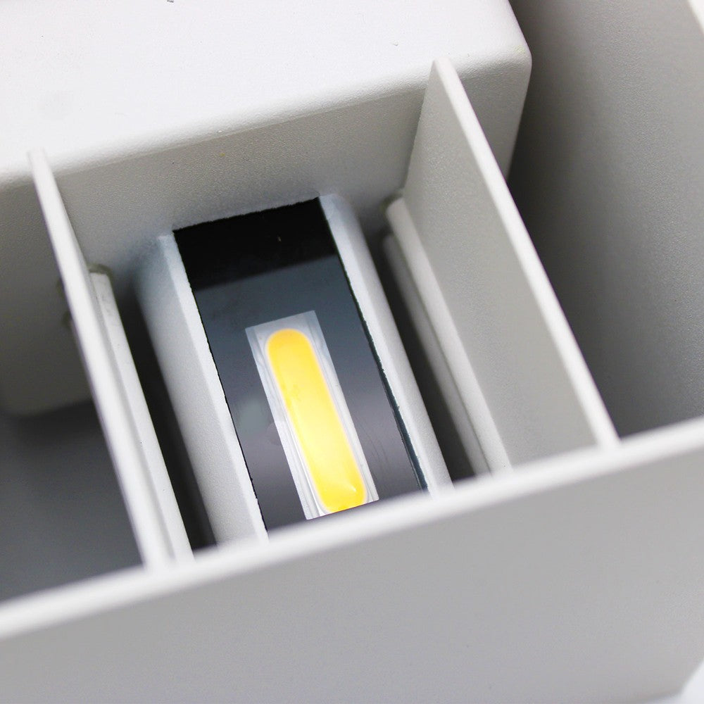 LEDlife CUBIC 6W væglampe - Hvid, firkantet, op/ned, justerbar, inde/ude, IP65, inkl. lyskilde