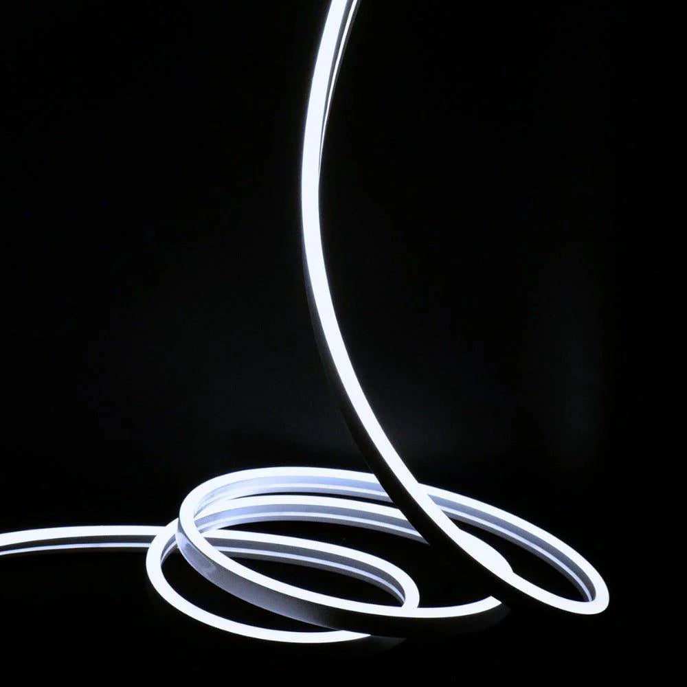 Kold hvid 8x16 CLIP-ON Neon Flex LED Strip - 9W pr. meter, IP67, 230V