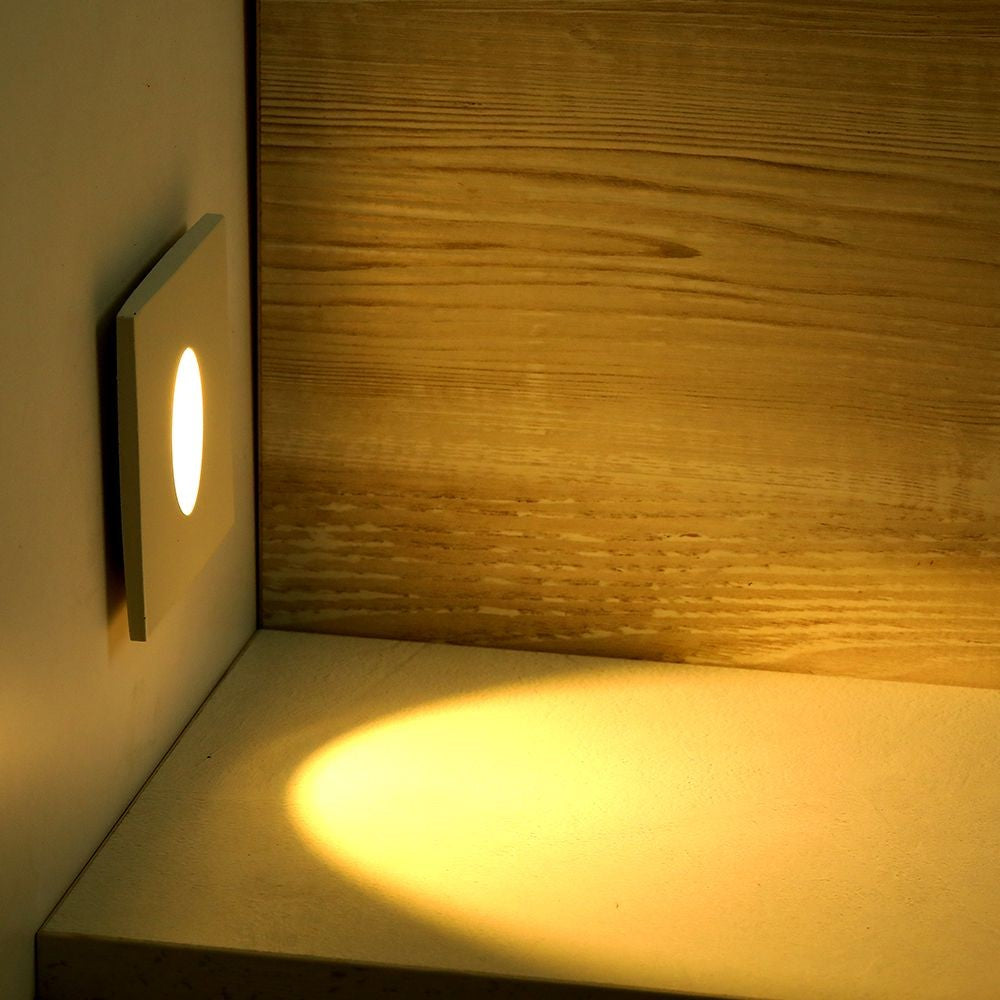3W Trinlys LED – 4000K, firkantet panel med 270lm og RA80 – Energibesparende belysning til en moderne og stilfuld indretning.