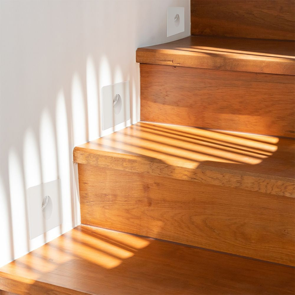 3W Trinlys LED – 4000K, firkantet panel med 270lm og RA80 – Energibesparende belysning til en moderne og stilfuld indretning.