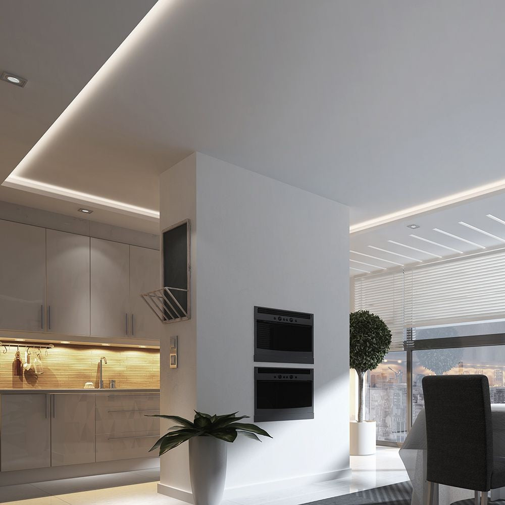 30 stk. LED-stribelys med en effekt på 4.8W, varm hvidt lys (3000K) og beskyttelsesklasse IP20