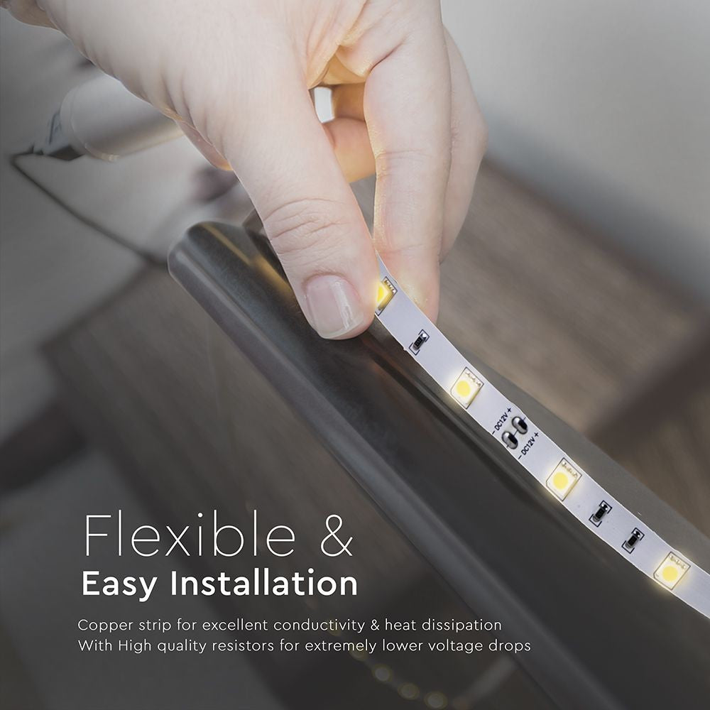 30 stk. LED-stribelys med en effekt på 4.8W, varm hvidt lys (3000K) og beskyttelsesklasse IP20