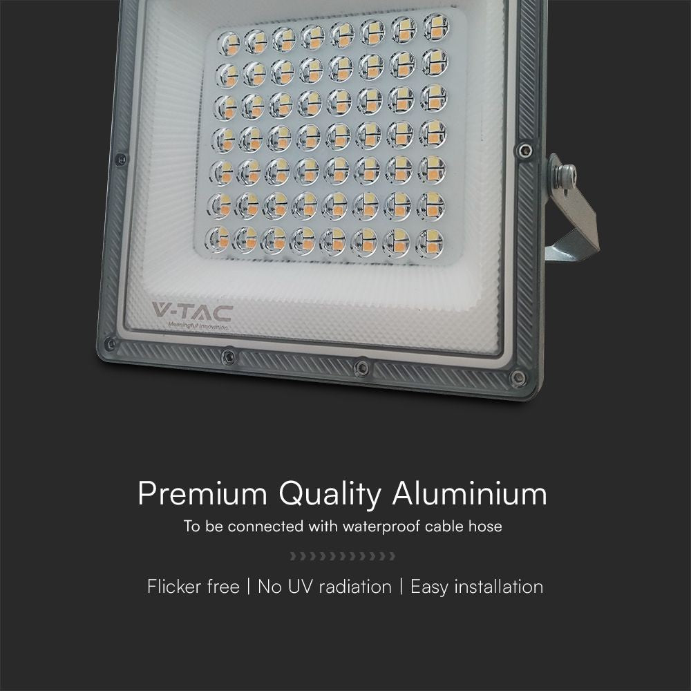 50W LED projektør med 3-i-1 funktion og Gun Grey hus - Effekt: 50W, 5000lm, RA80, IP65.