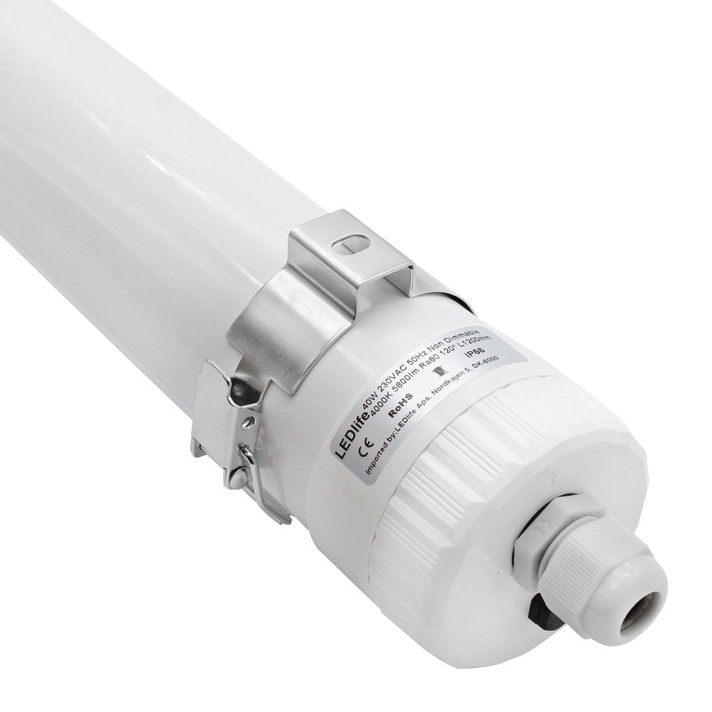 Dura66 60W LED armatur - 150 cm, IP66, Gennemfortrådet, IK10, 150lm/W