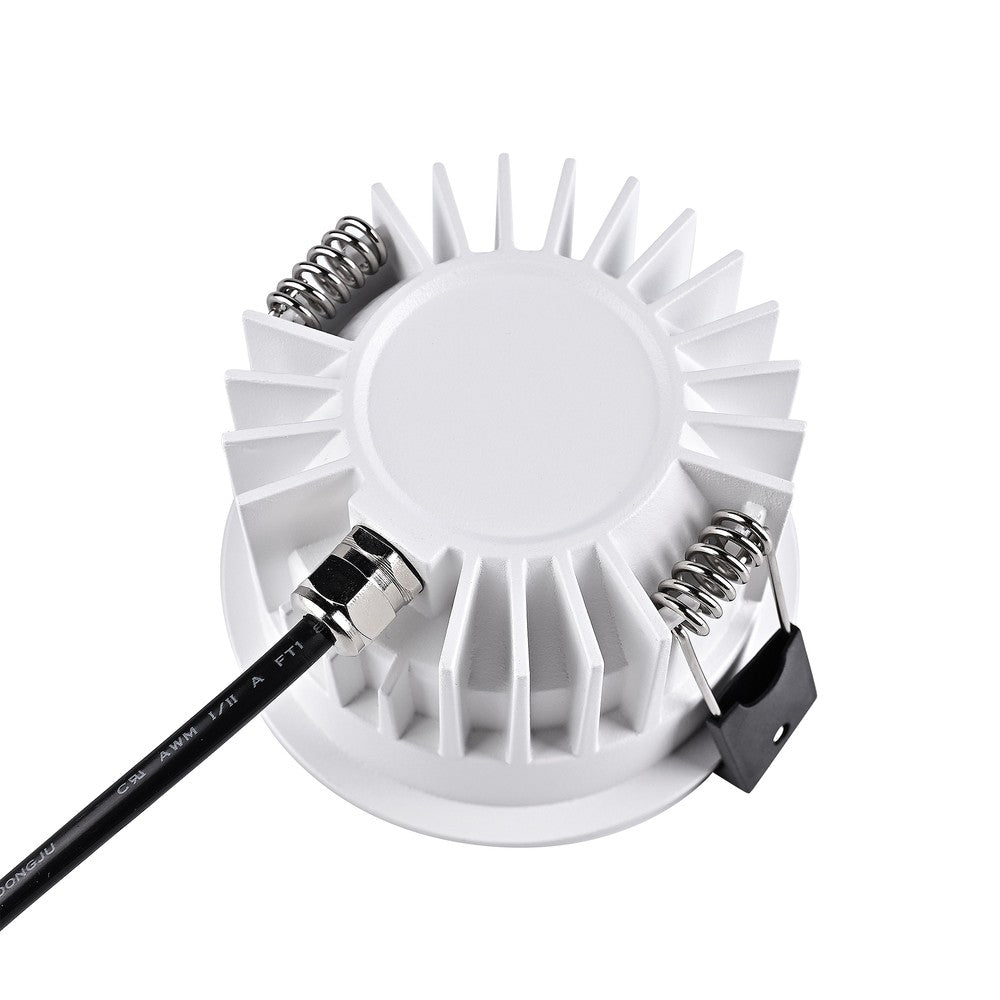 Dæmpbar hvid kant indbygningsspot 10W, Ø7,5 cm hul, Ø8,5 cm, 230V, RA99, 900lm, IP54