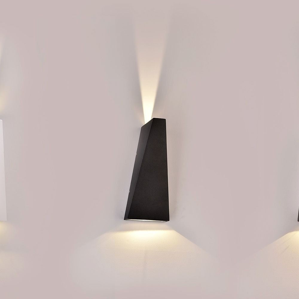 V-Tac 6W LED Udendørs Væglampe - IP65, 230V, inkl. Lyskilde (Erstatter 50W, 660lm, RA 80)