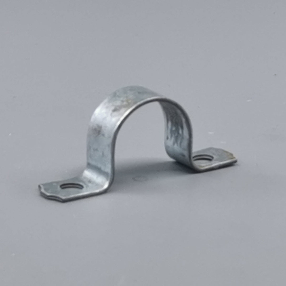 Kabelbøjle 20mm 2 lap forzinket - pr. stk. (360° frame 23)
