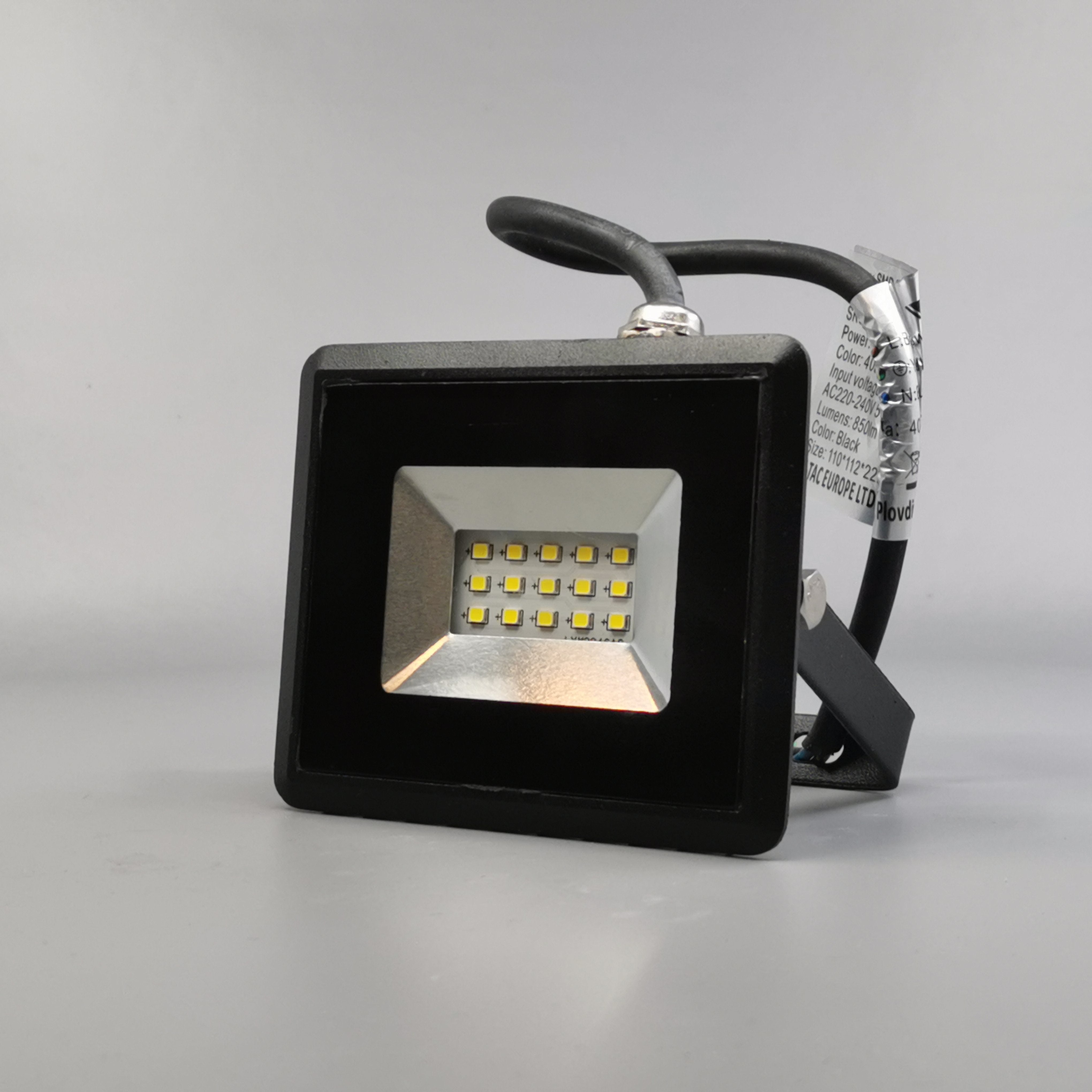 10W LED projektør 4000K 850Lm sort