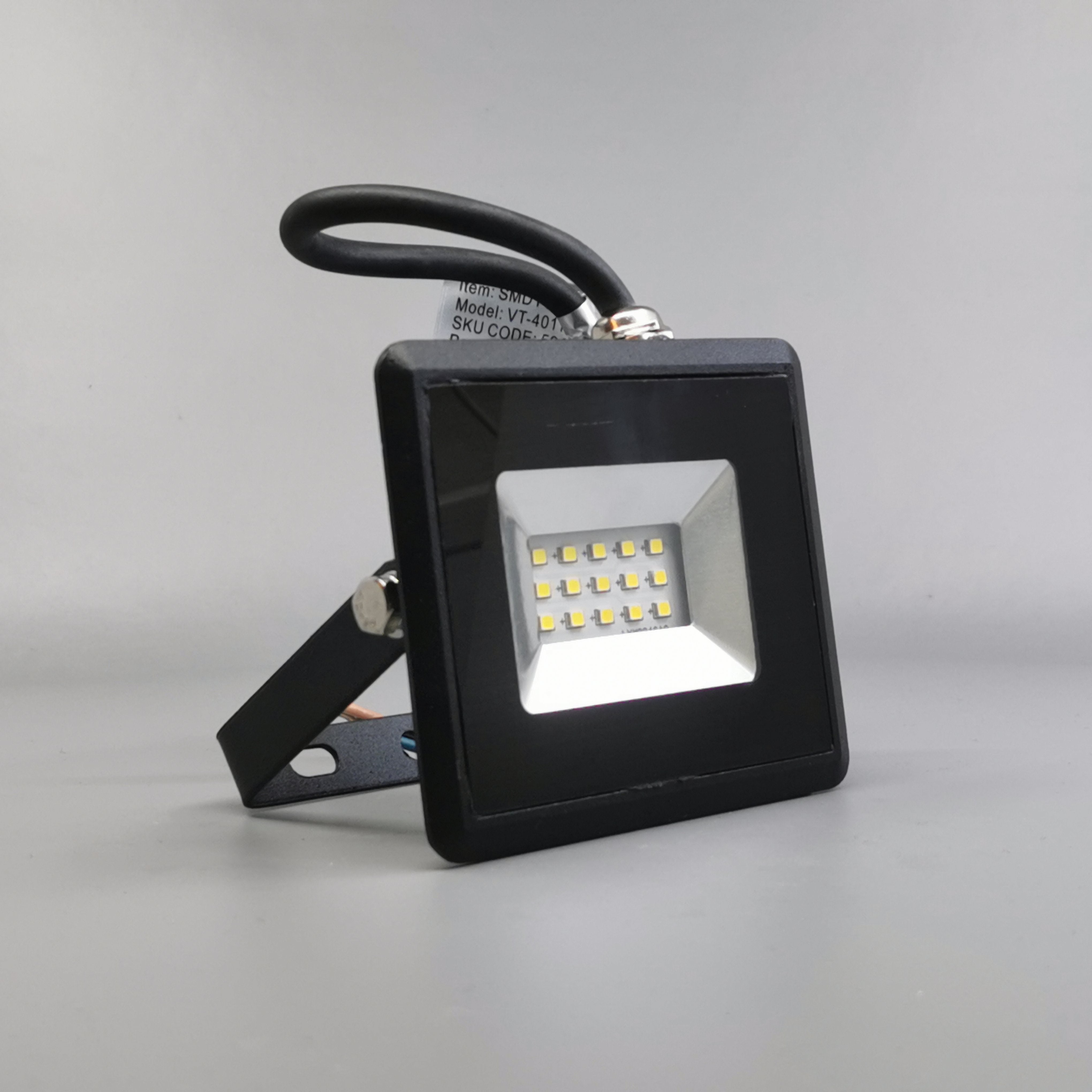 10W LED projektør 4000K 850Lm sort