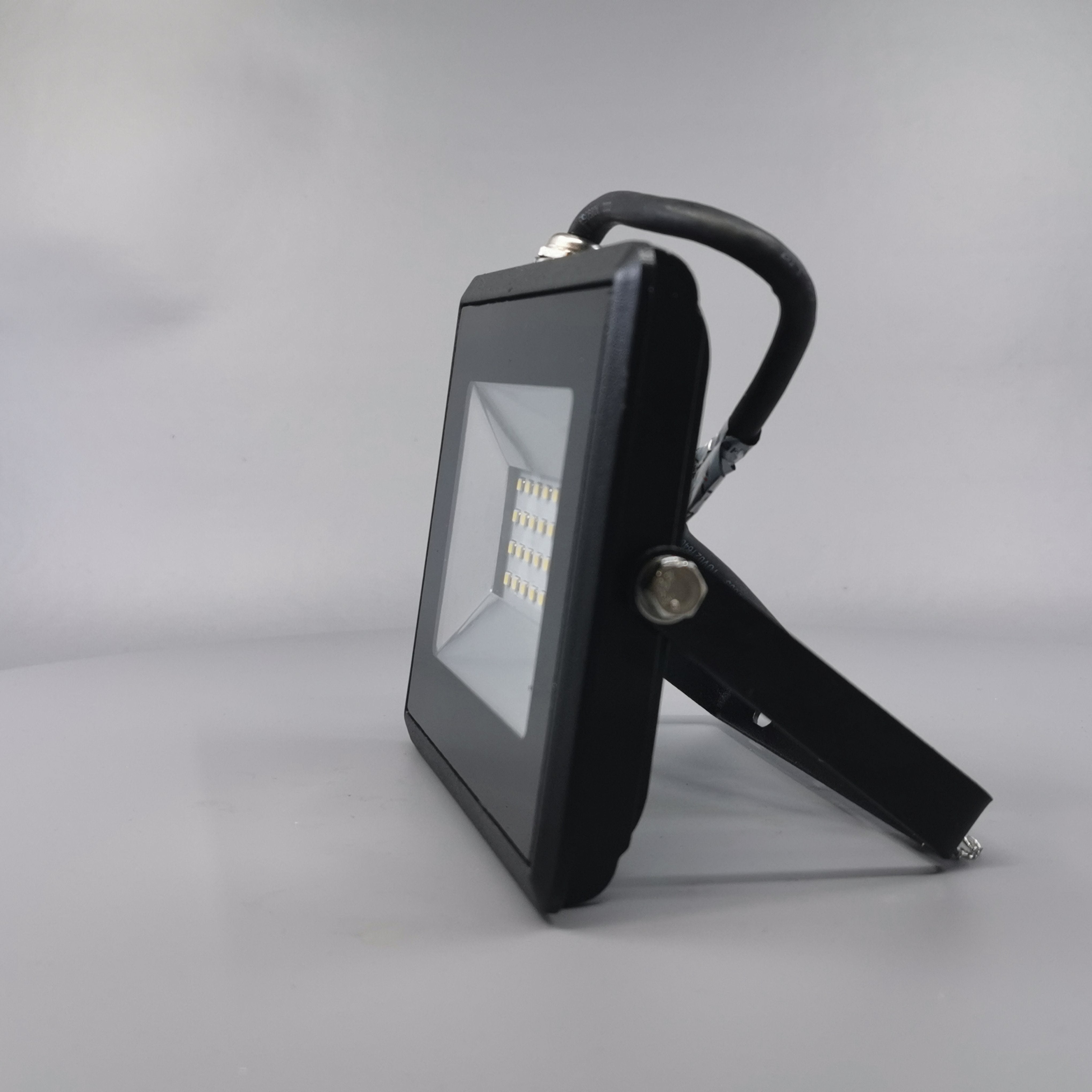 20W LED projektør 4000K 1700Lm sort