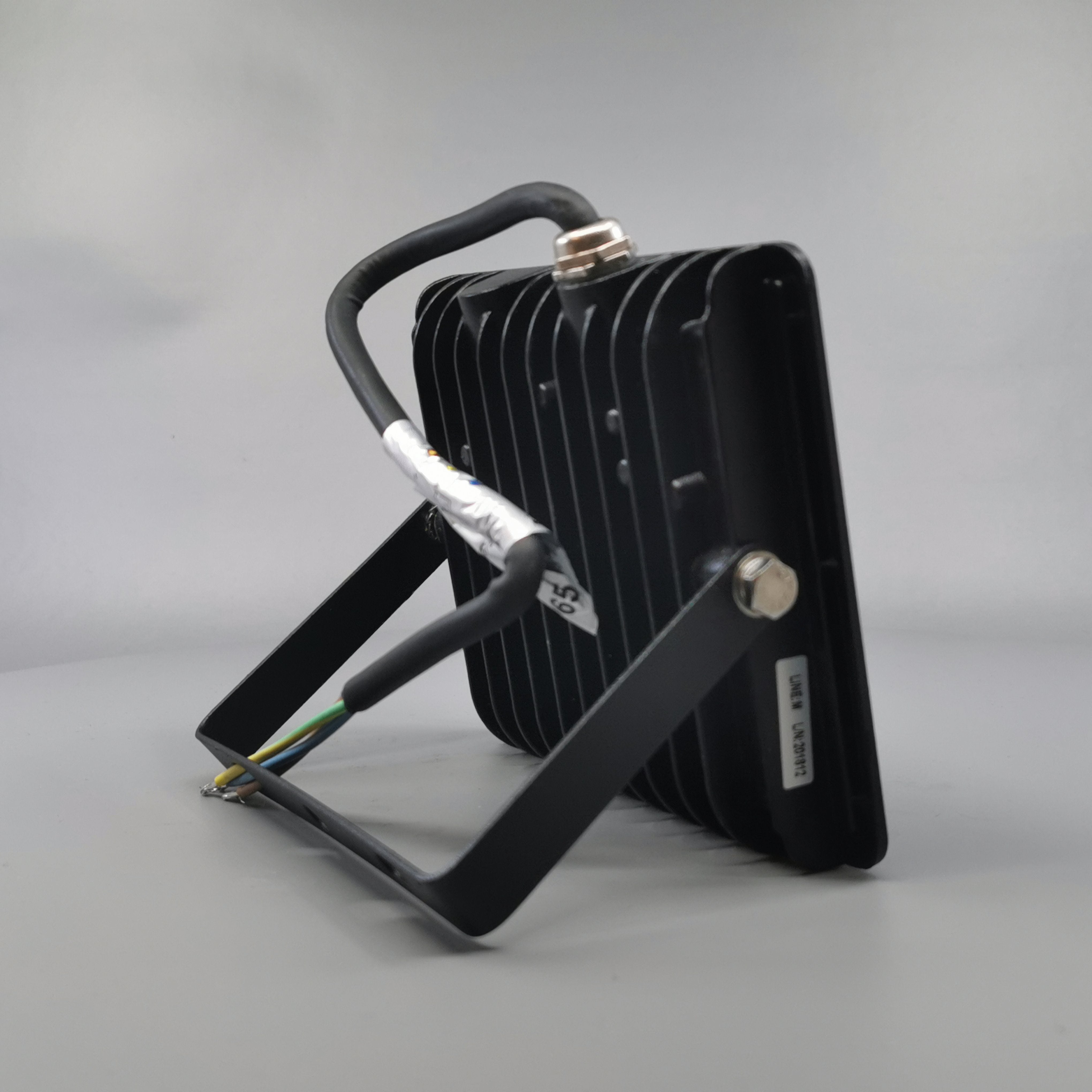 20W LED projektør 4000K 1700Lm sort