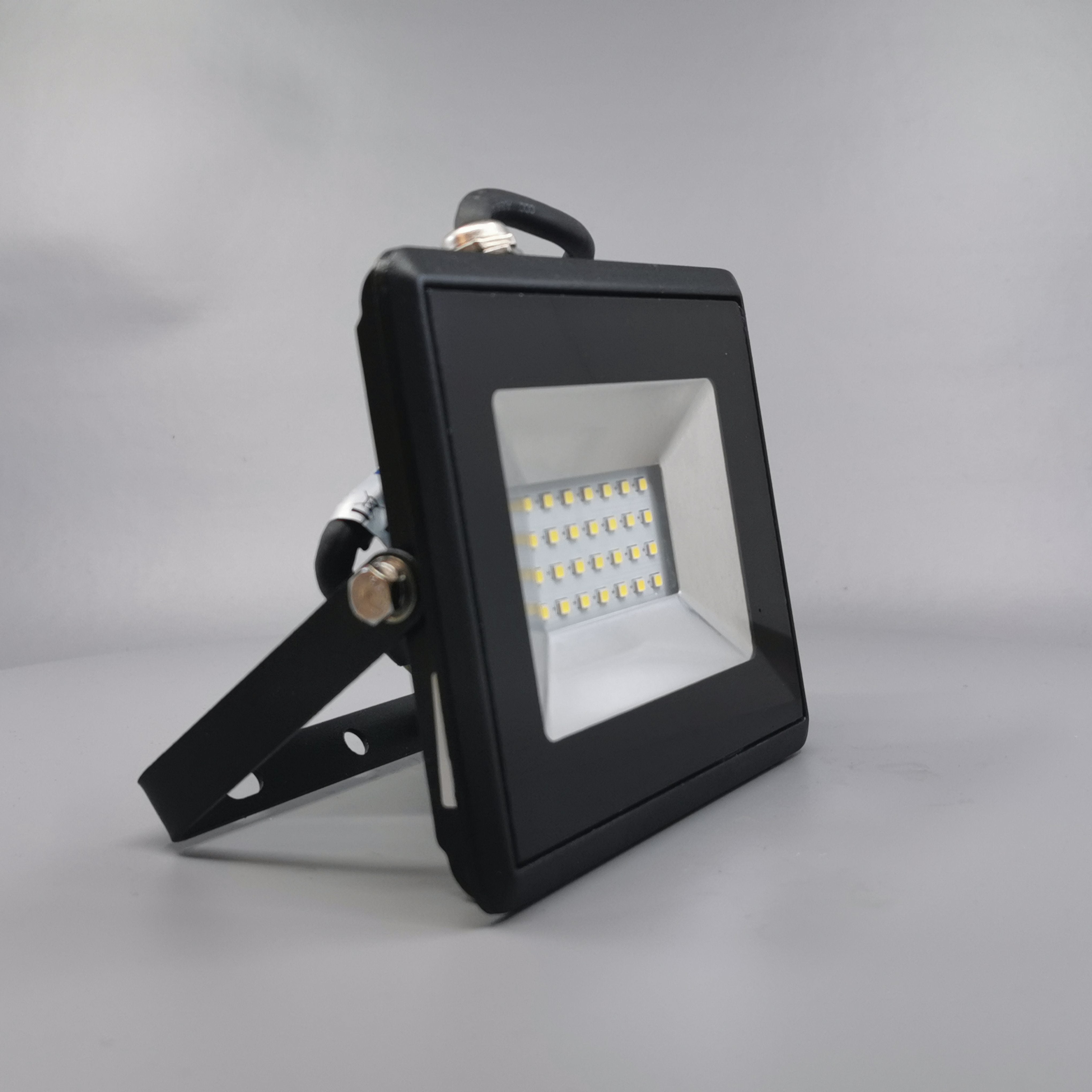 20W LED projektør 4000K 1700Lm sort