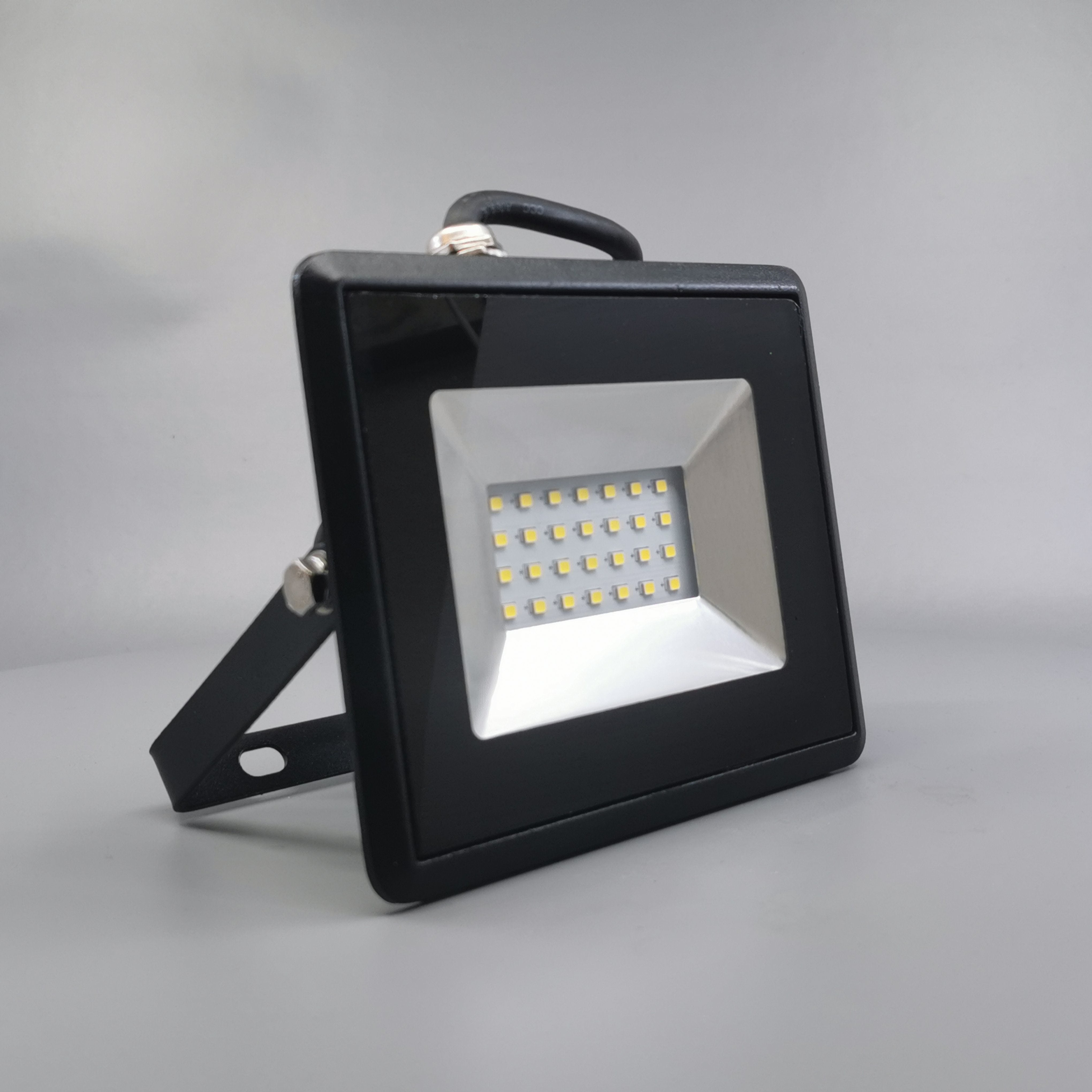 20W LED projektør 4000K 1700Lm sort