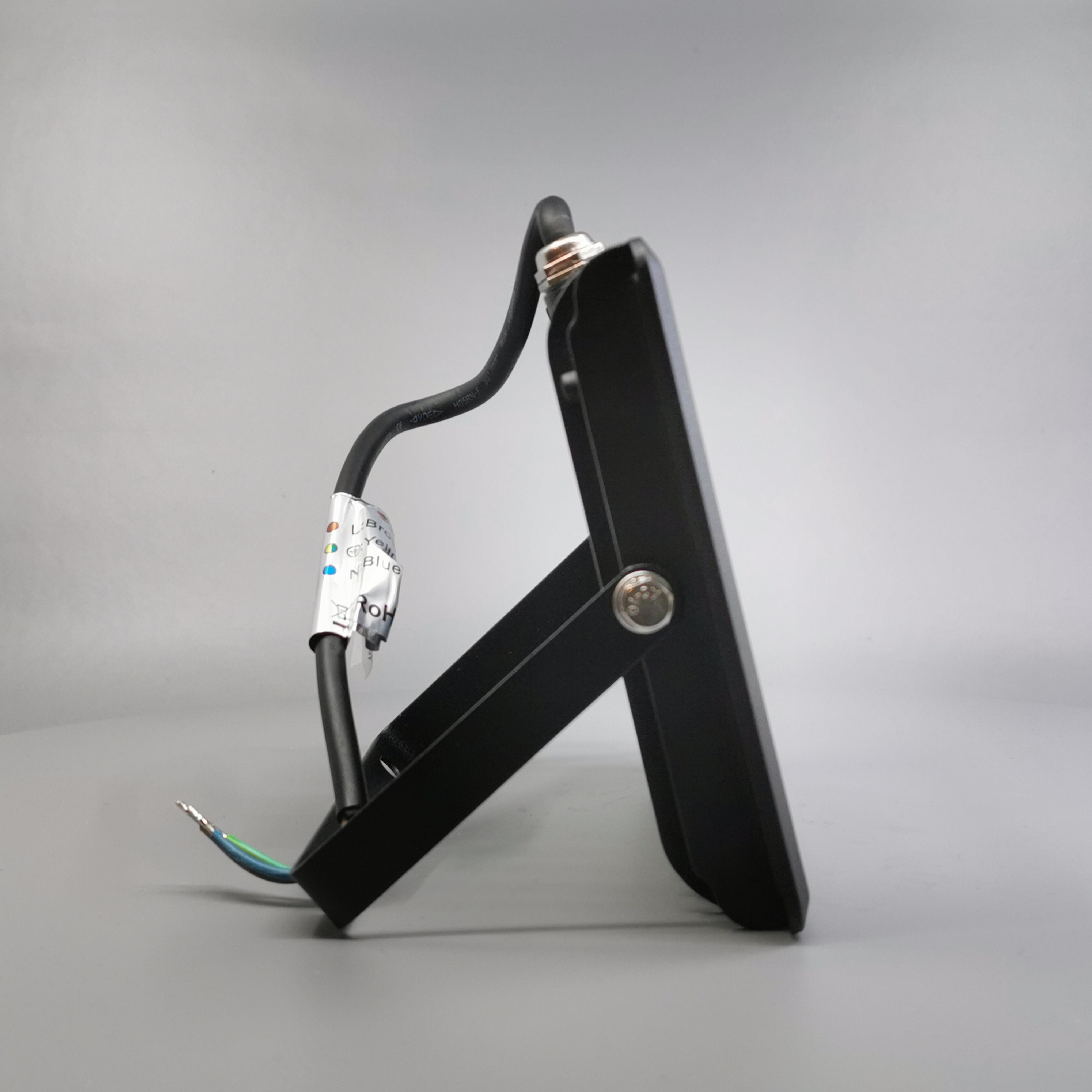 30W LED projektør 4000K 2550Lm sort