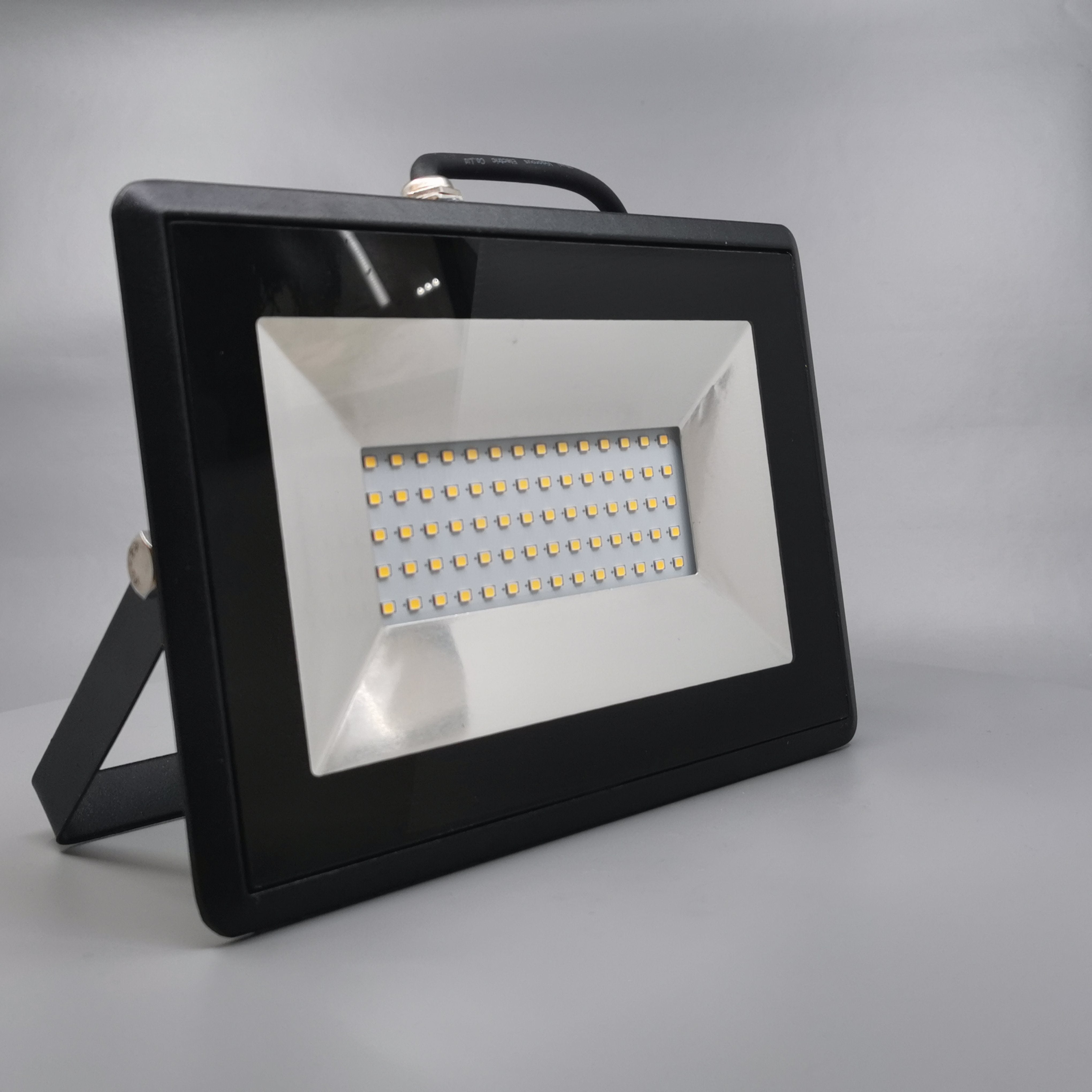 50W LED projektør 3000K 4250Lm sort