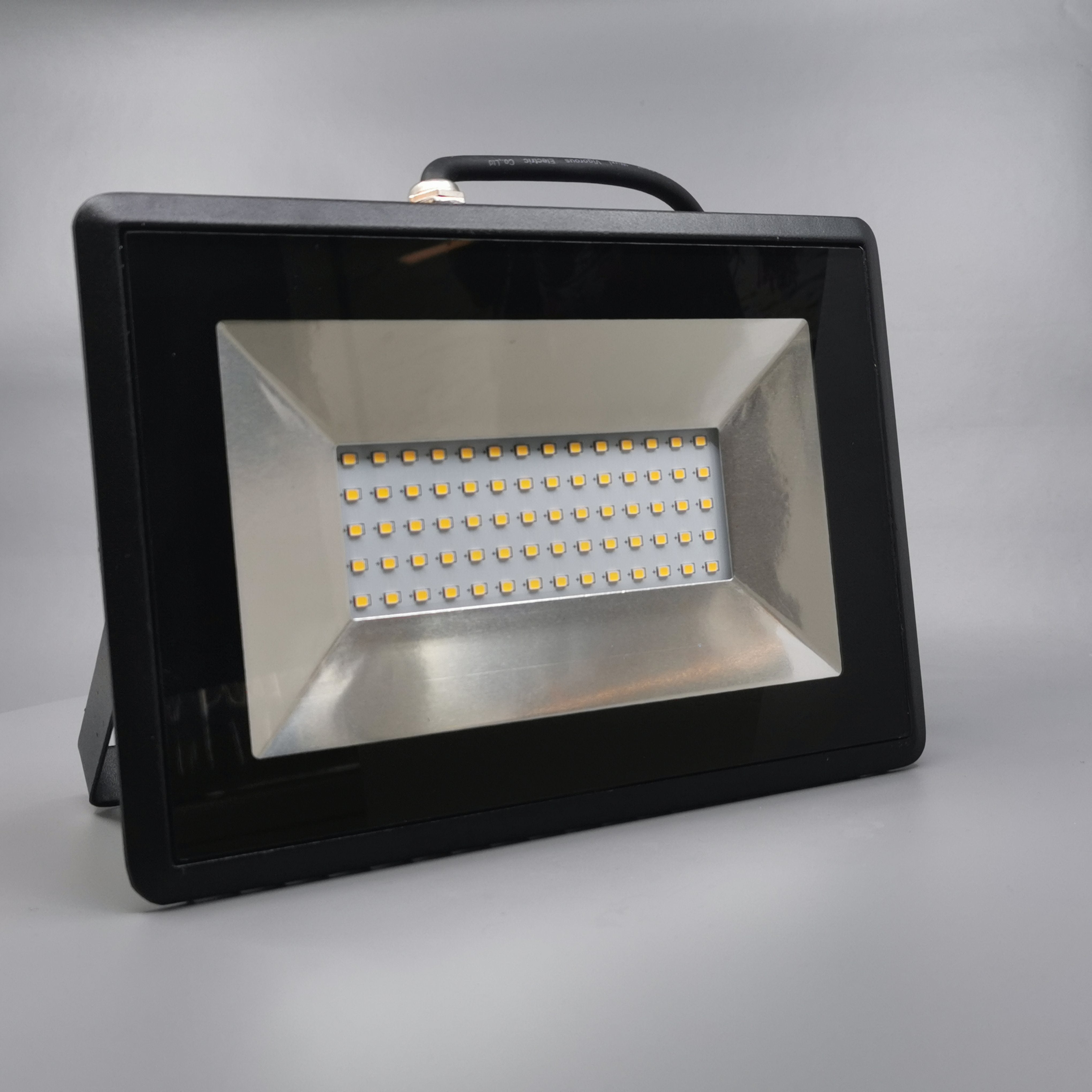 50W LED projektør 3000K 4250Lm sort