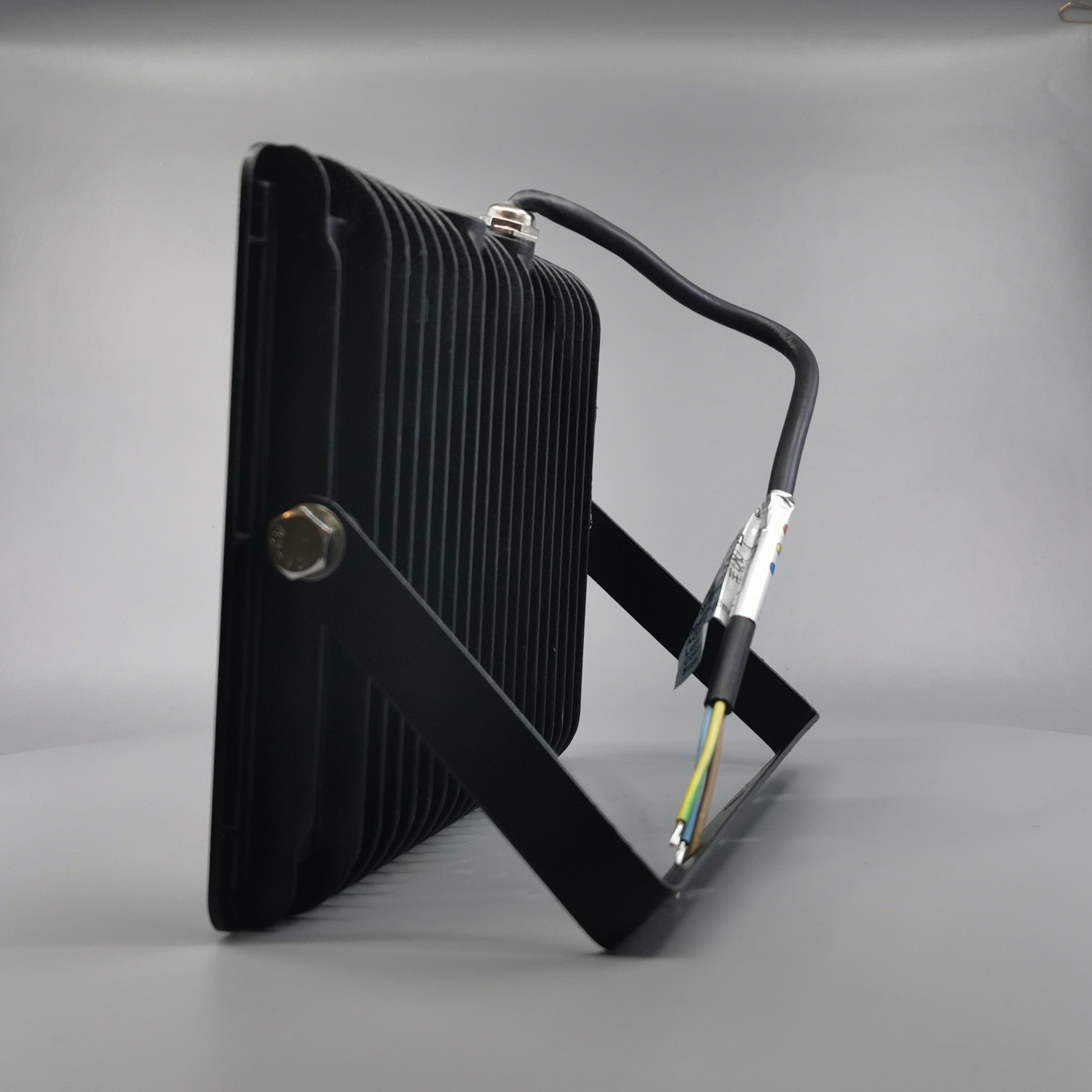 50W LED projektør 4000K 4250Lm sort