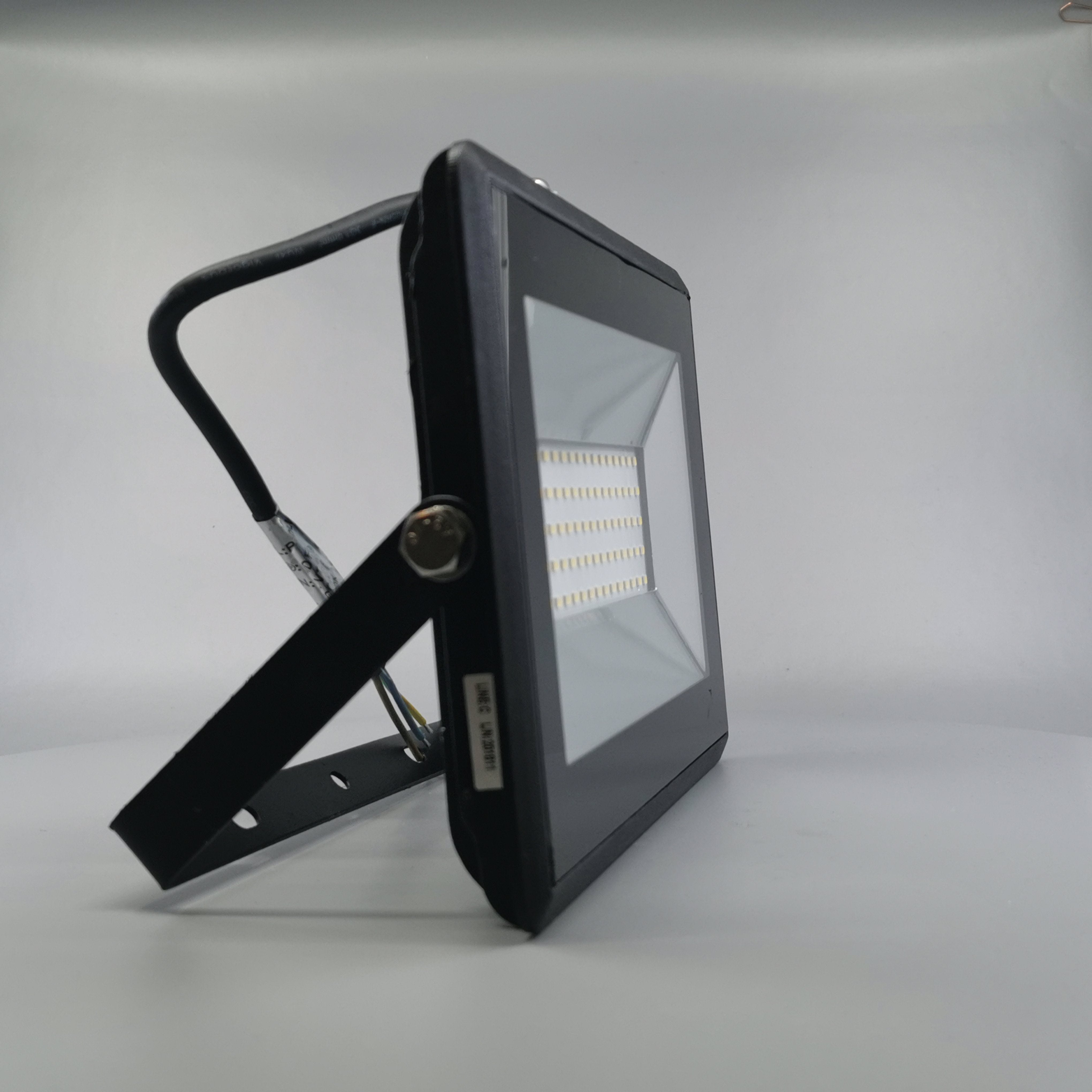 50W LED projektør 4000K 4250Lm sort