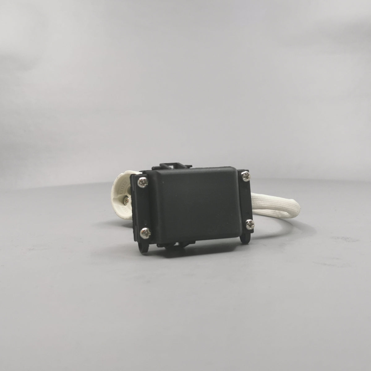 GU10 aflastning m. samleboks (360° frame 6)