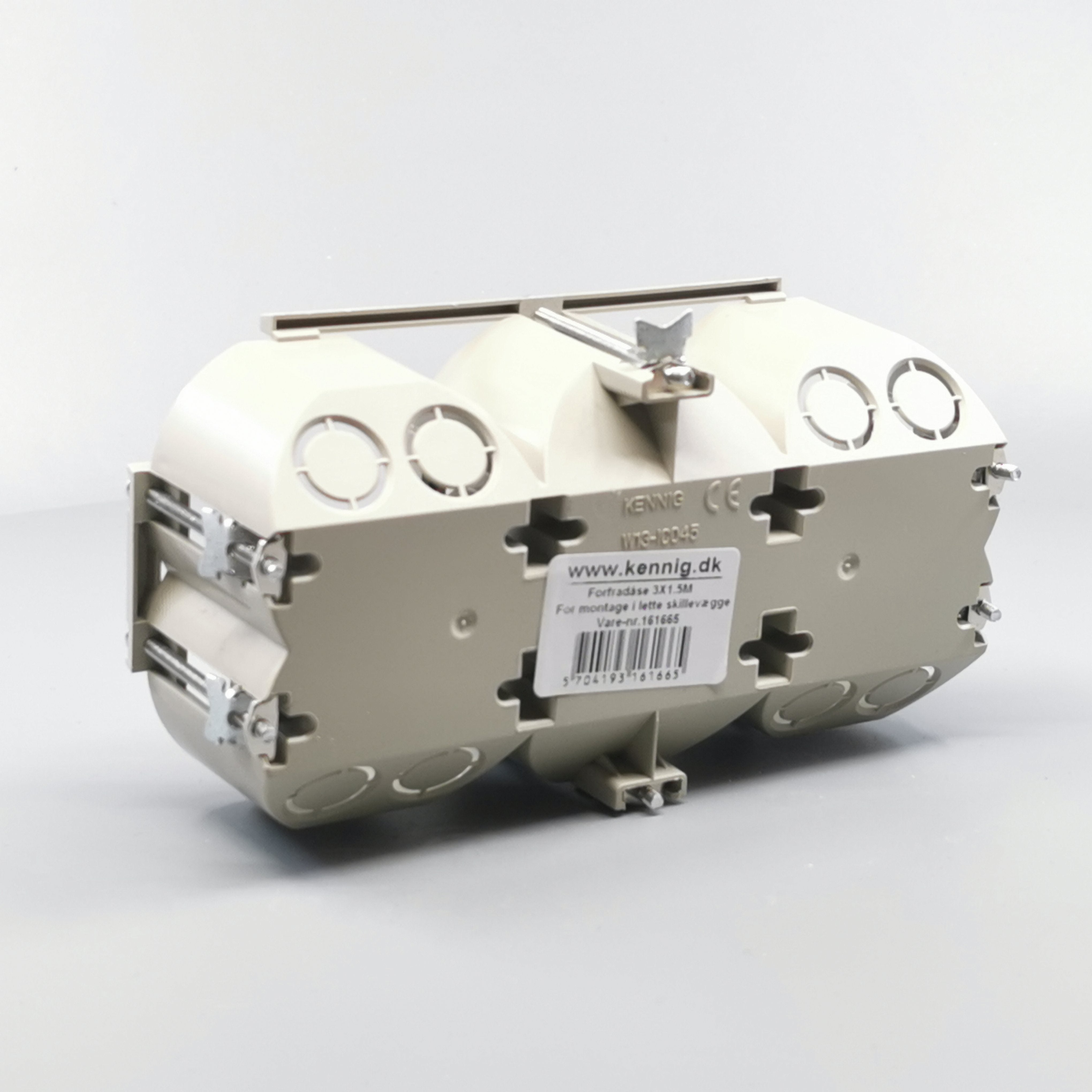 Kennig forfradåse 3x1½ modul
