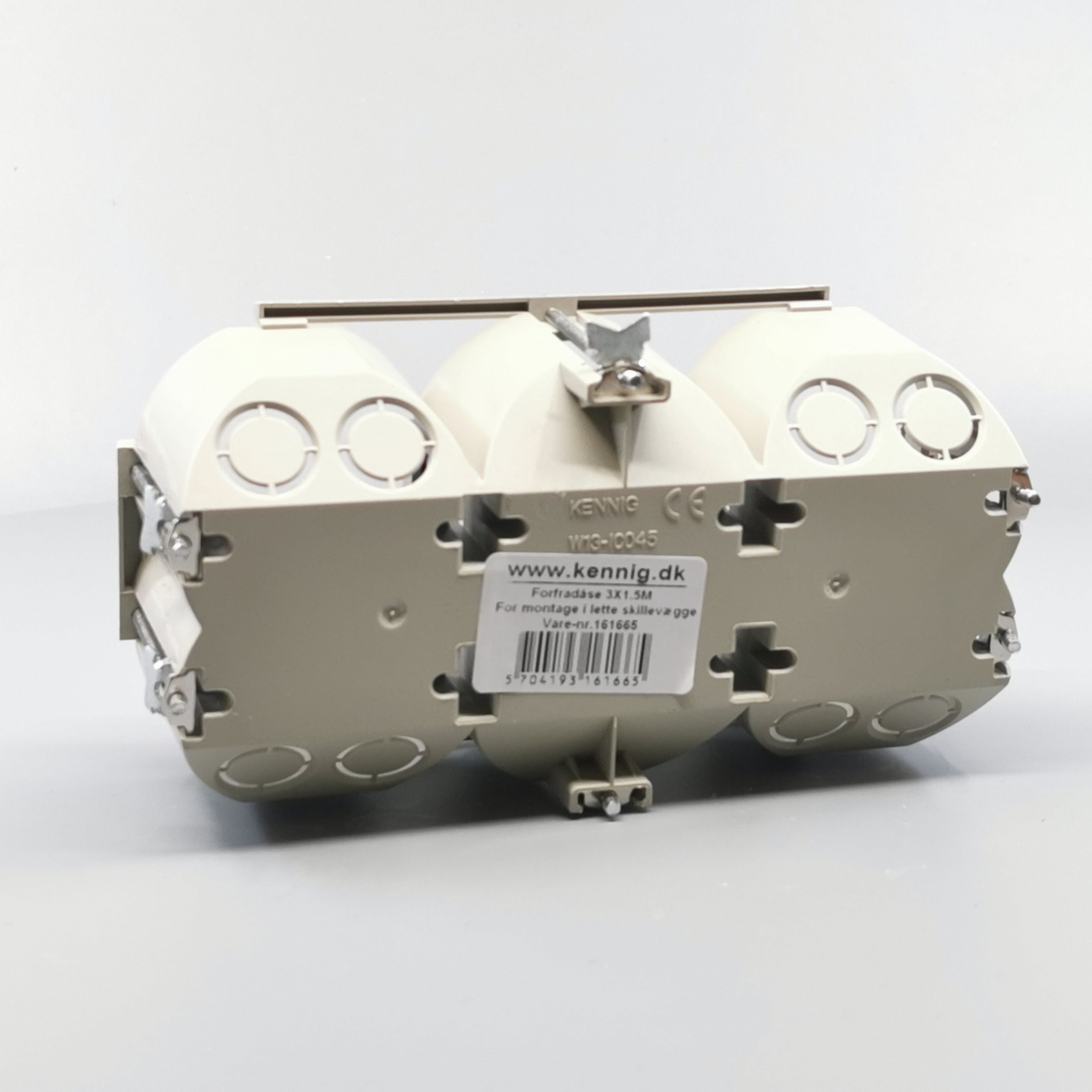 Kennig forfradåse 3x1½ modul