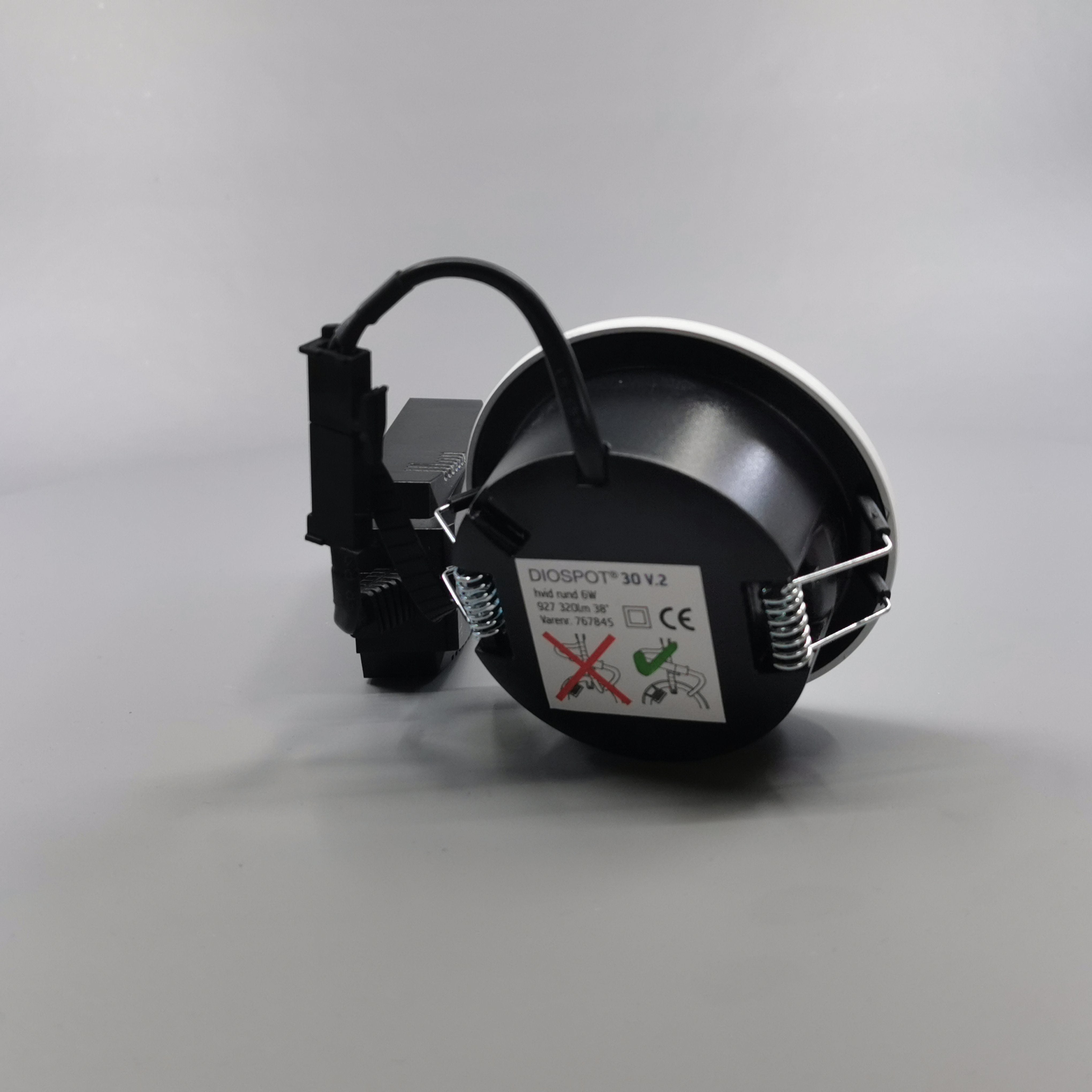 Diospot 30 V.2 6W 2700K 38° dæmpbar 32mm rund hvid